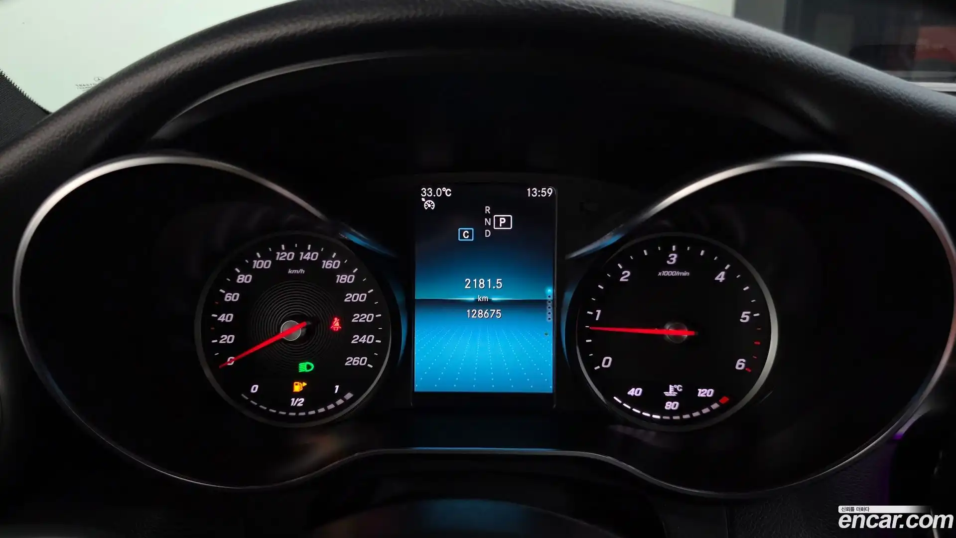 C-Class Mercedes-Benz 2019.8-INNER-008