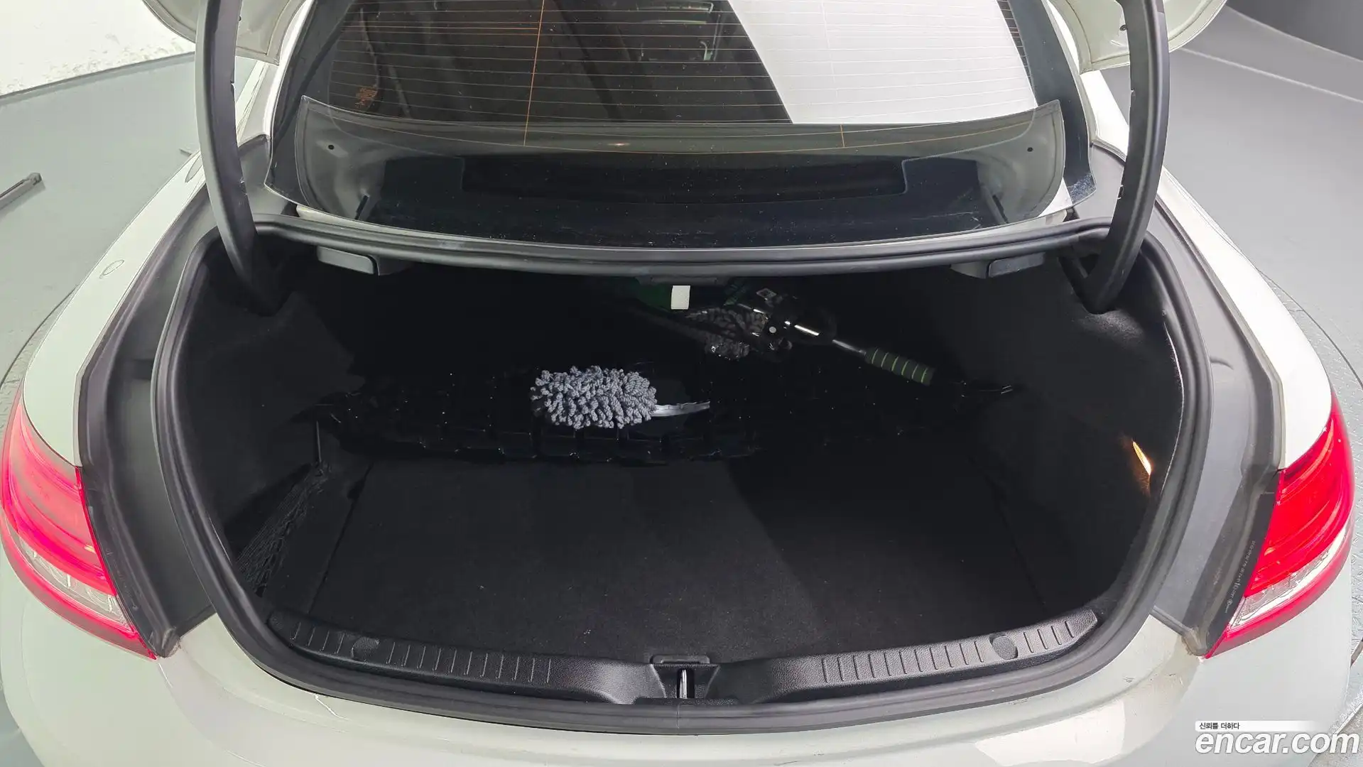 C-Class Mercedes-Benz 2019.8-OPTION-040