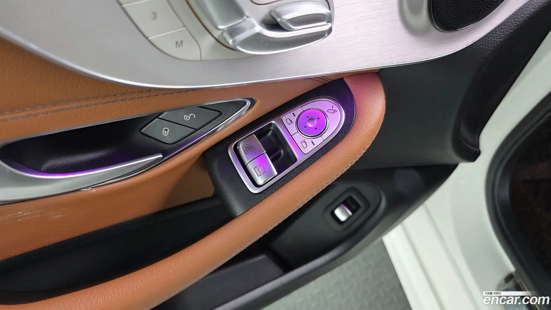 C-Class Mercedes-Benz 2019.8-OPTION-048