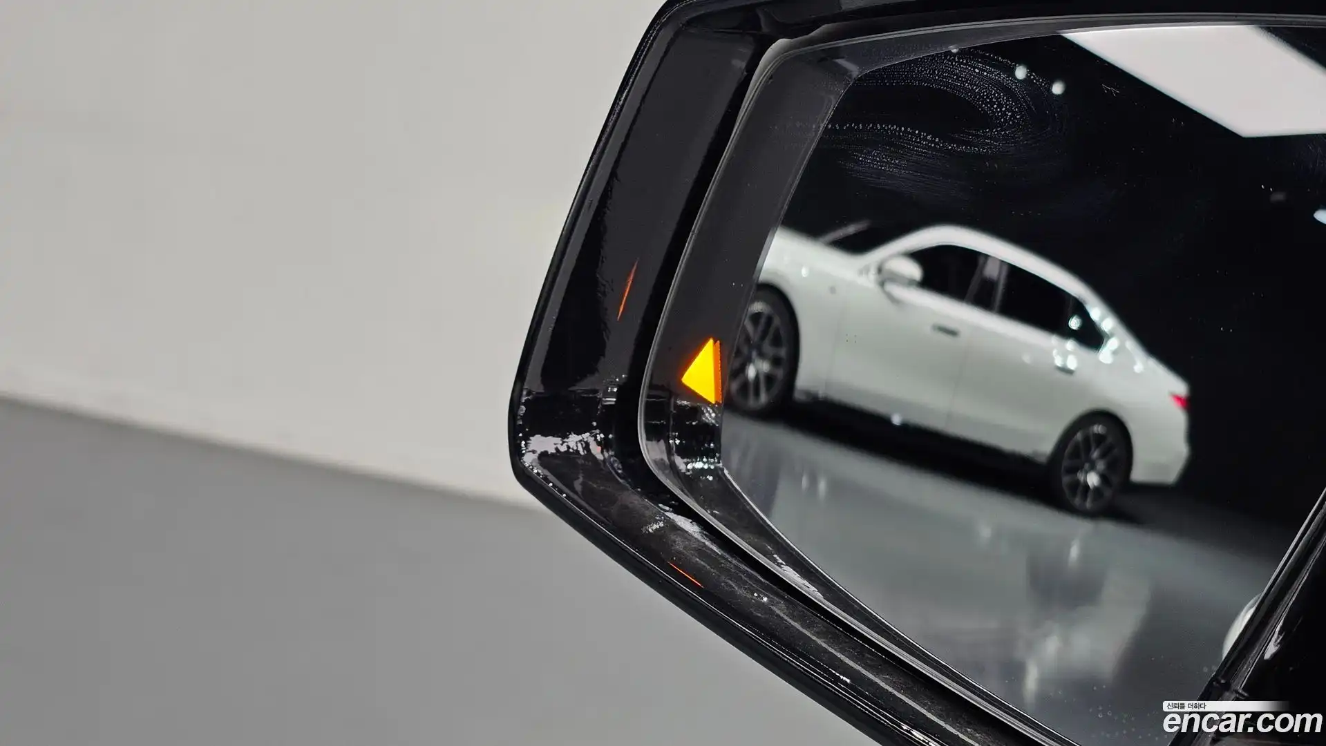 E-Class Mercedes-Benz 2015.2-OPTION-023