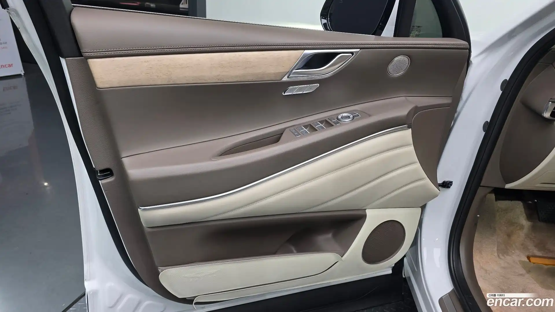 GV80 Genesis 2022.10-INNER-034