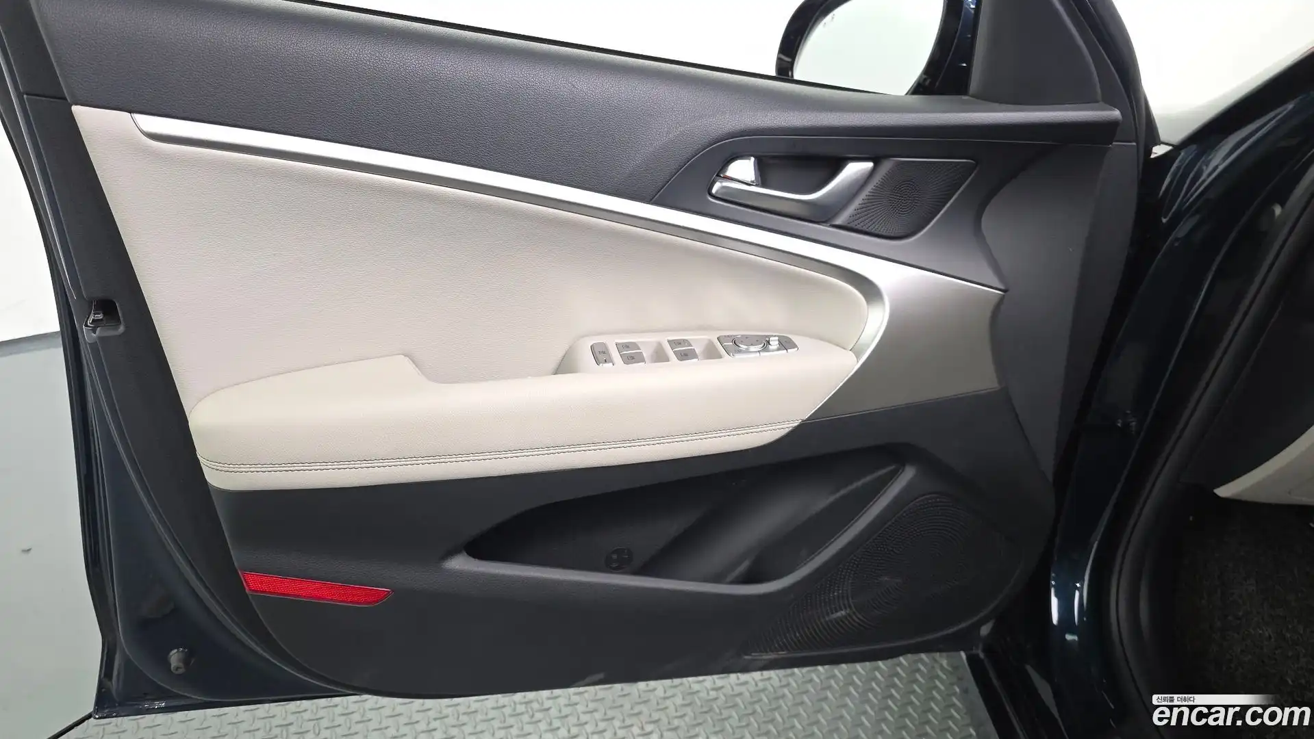 G70 Genesis 2021.5-INNER-034