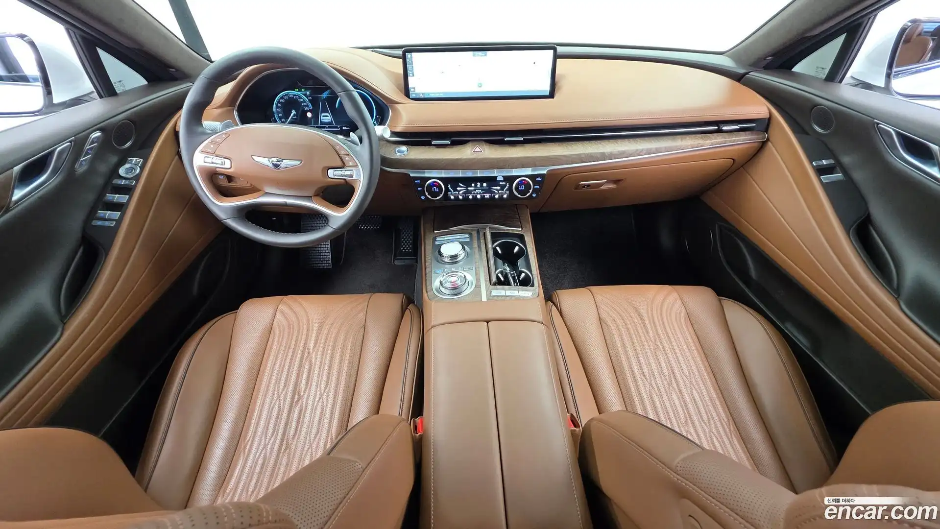 G80 Genesis 2023.2-INNER-007