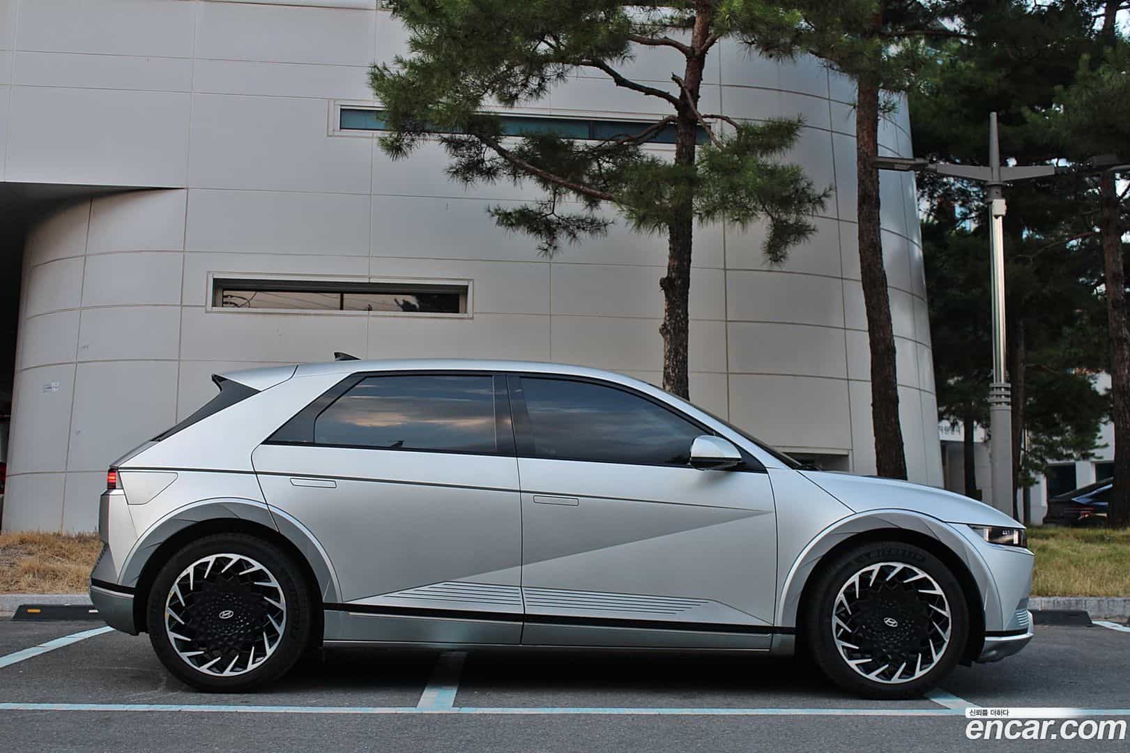 Ioniq5 Hyundai 2022.4-OUTER-003