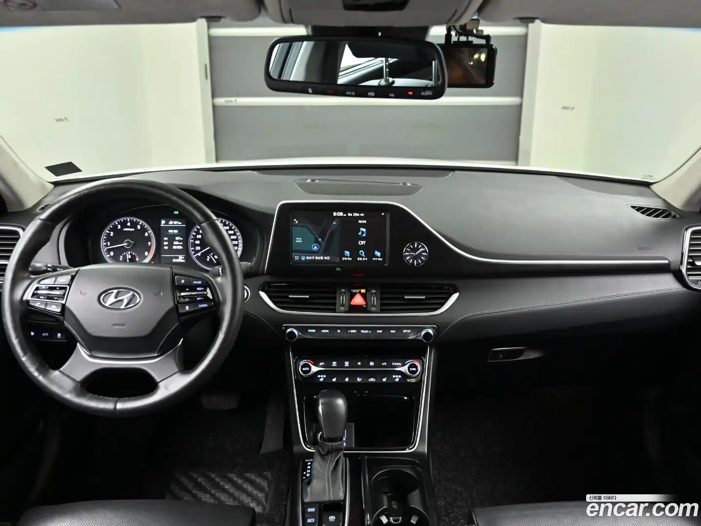 Grandeur Hyundai 2017.9-INNER-007