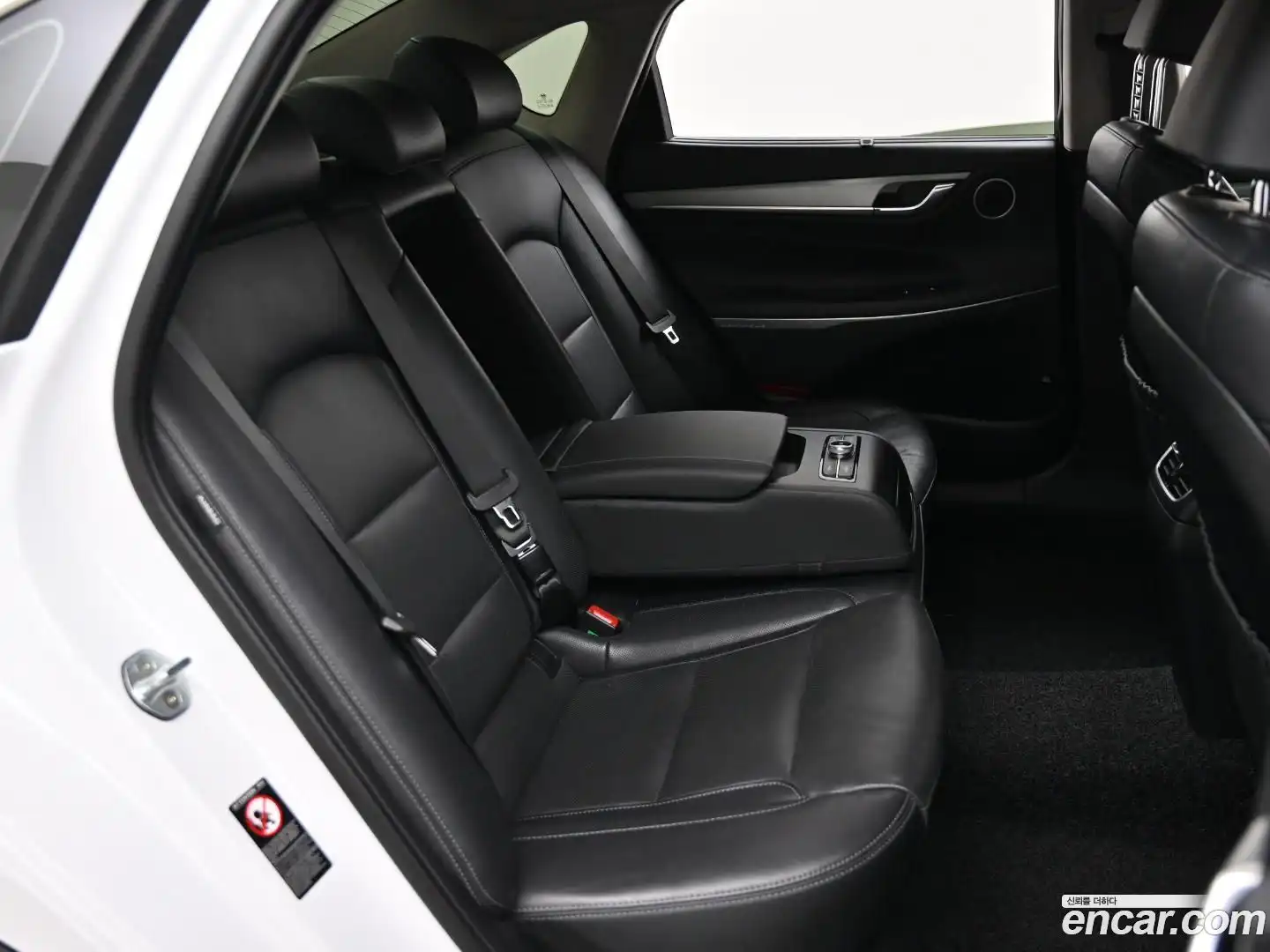 Grandeur Hyundai 2017.9-OPTION-016