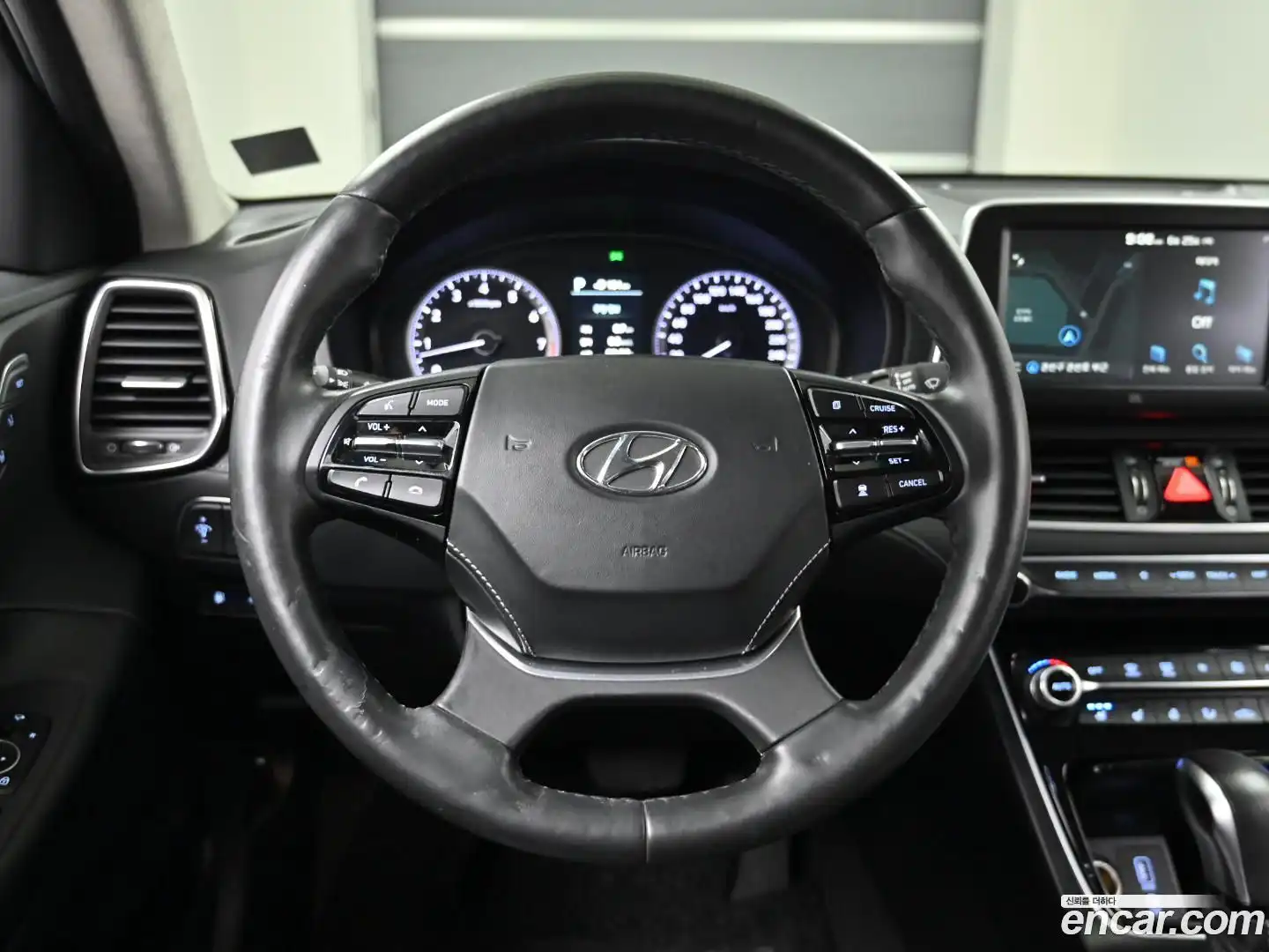 Grandeur Hyundai 2017.9-OPTION-017