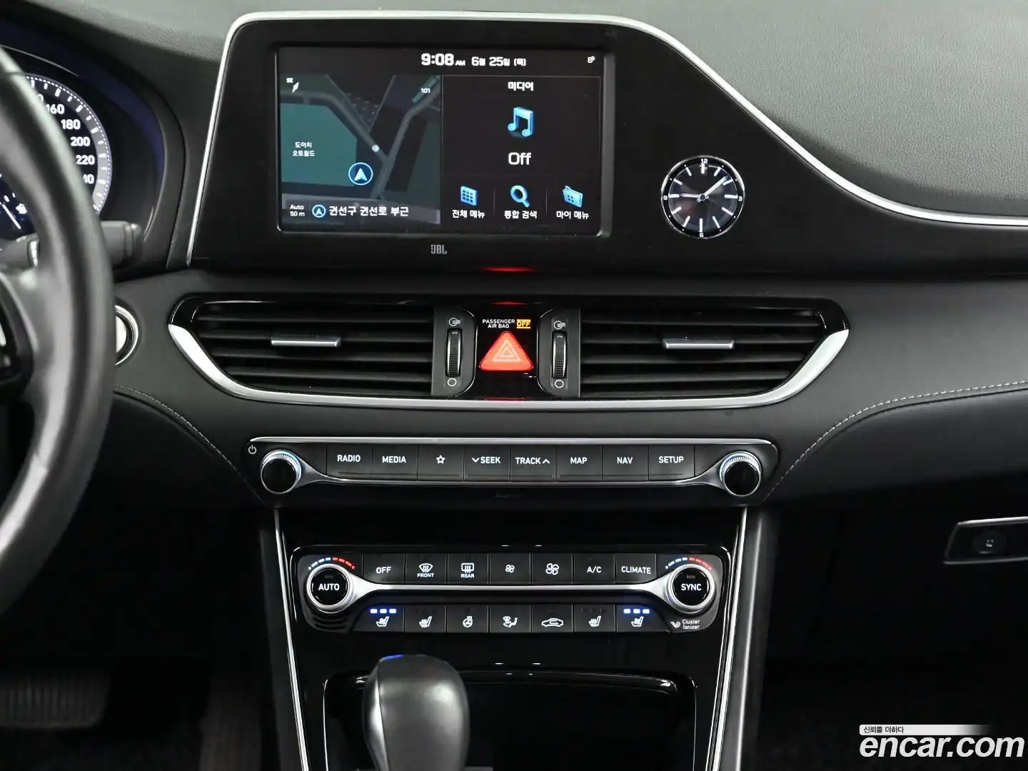Grandeur Hyundai 2017.9-OPTION-018