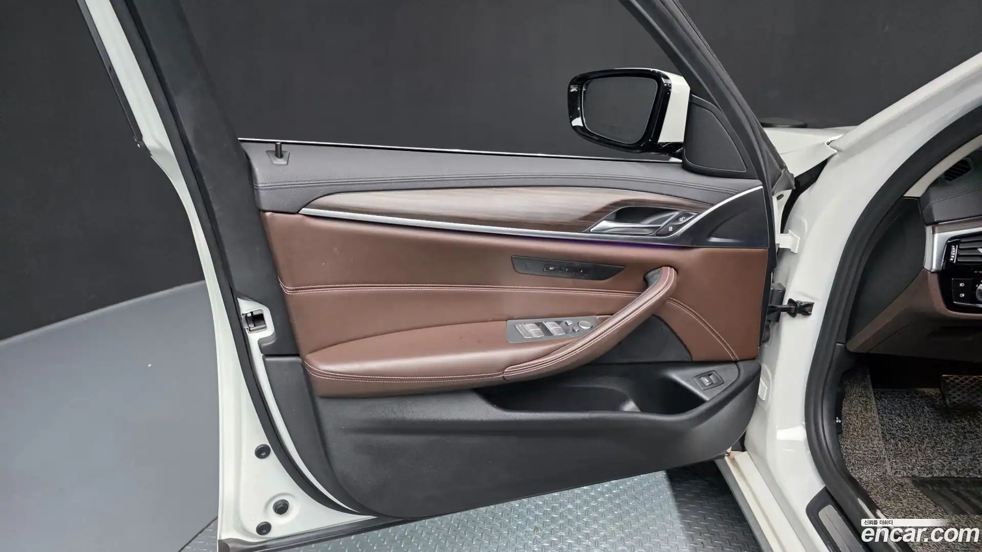 5-Series BMW 2020.2-INNER-034
