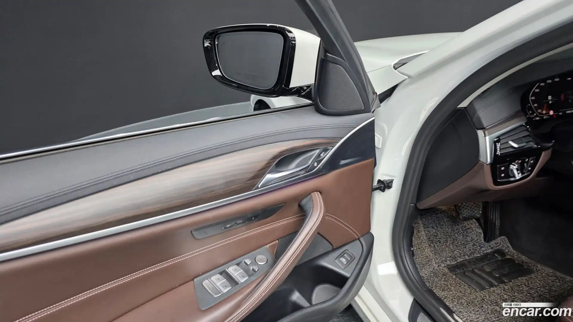 5-Series BMW 2020.2-OPTION-040