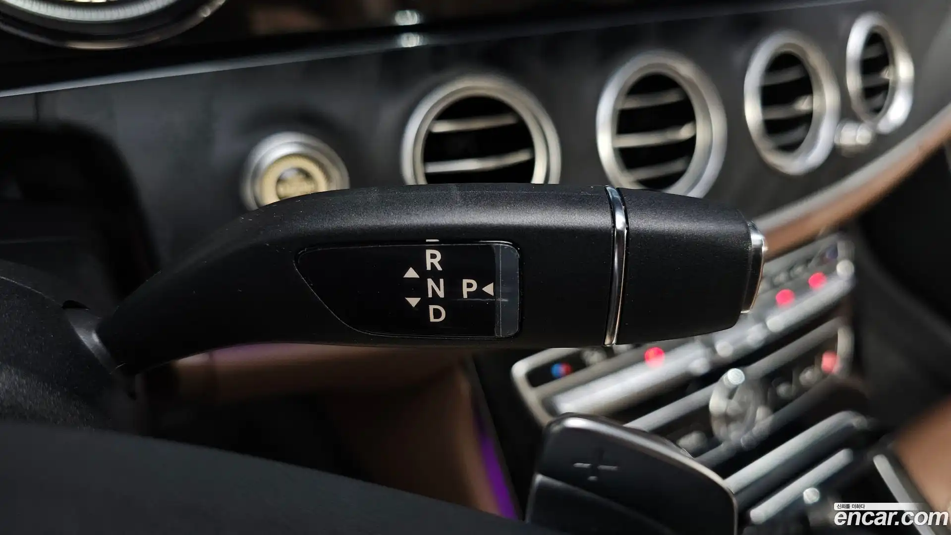 E-Class Mercedes-Benz 2017.3-INNER-009