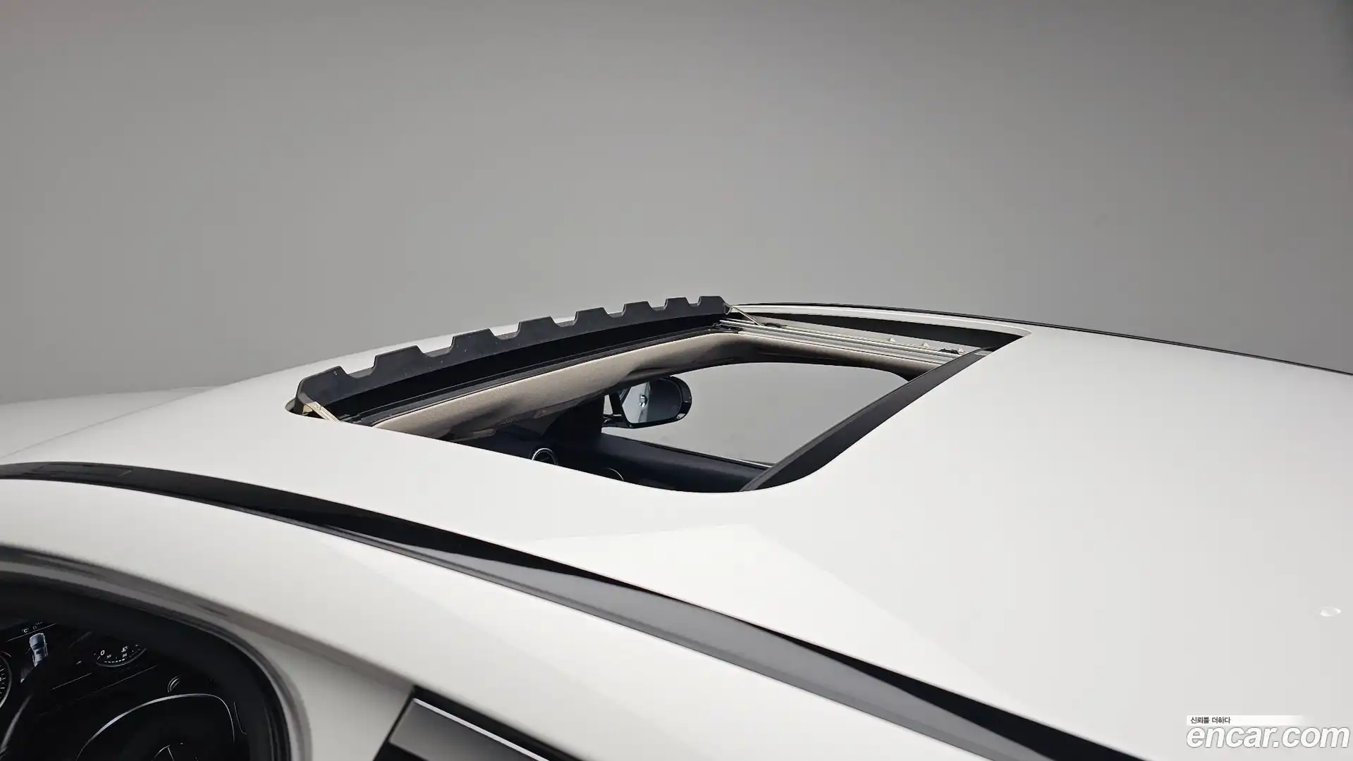 E-Class Mercedes-Benz 2017.3-OPTION-021