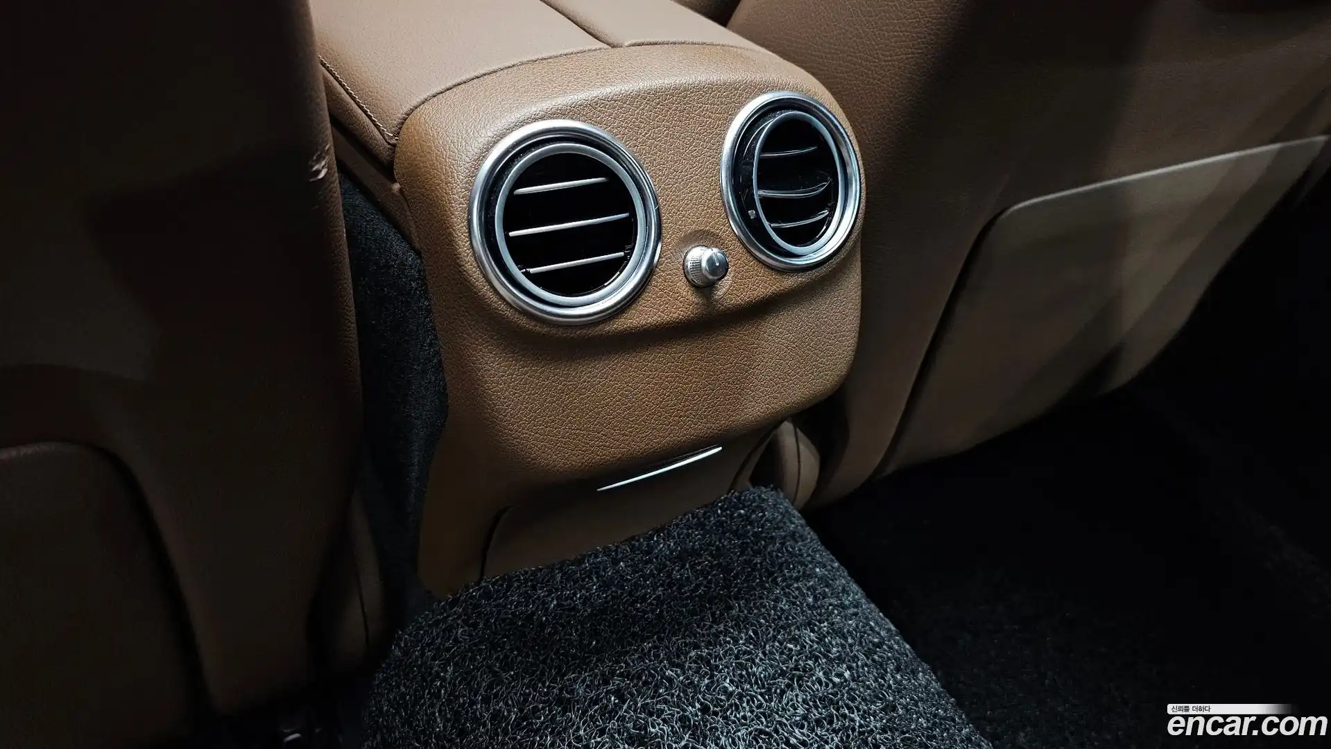 E-Class Mercedes-Benz 2017.3-OPTION-048