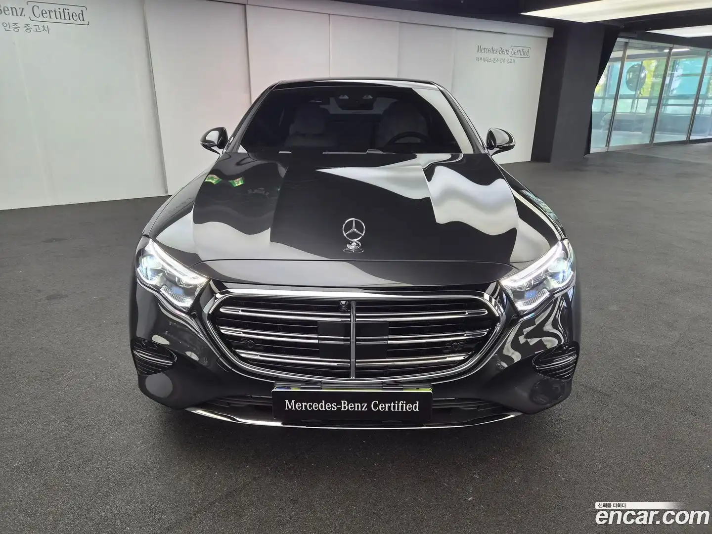 E-Class Mercedes-Benz 2026.1-OUTER-003