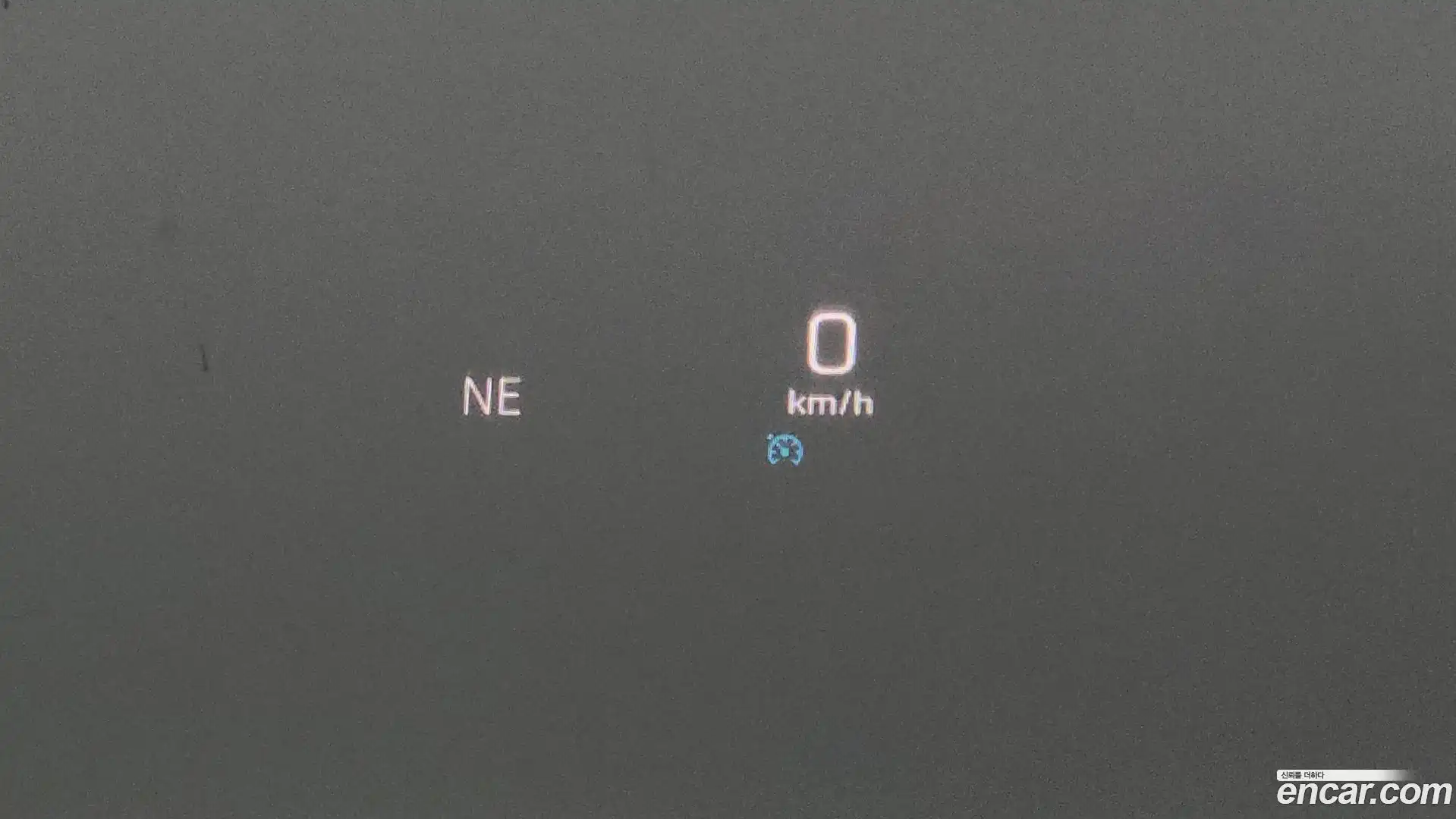 E-Class Mercedes-Benz 2018.11-OPTION-050