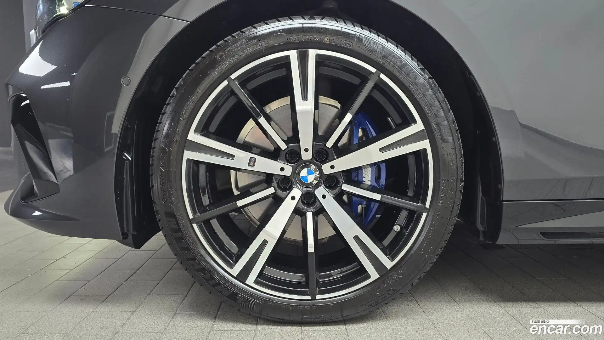 5-Series BMW 2025.11-OUTER-005