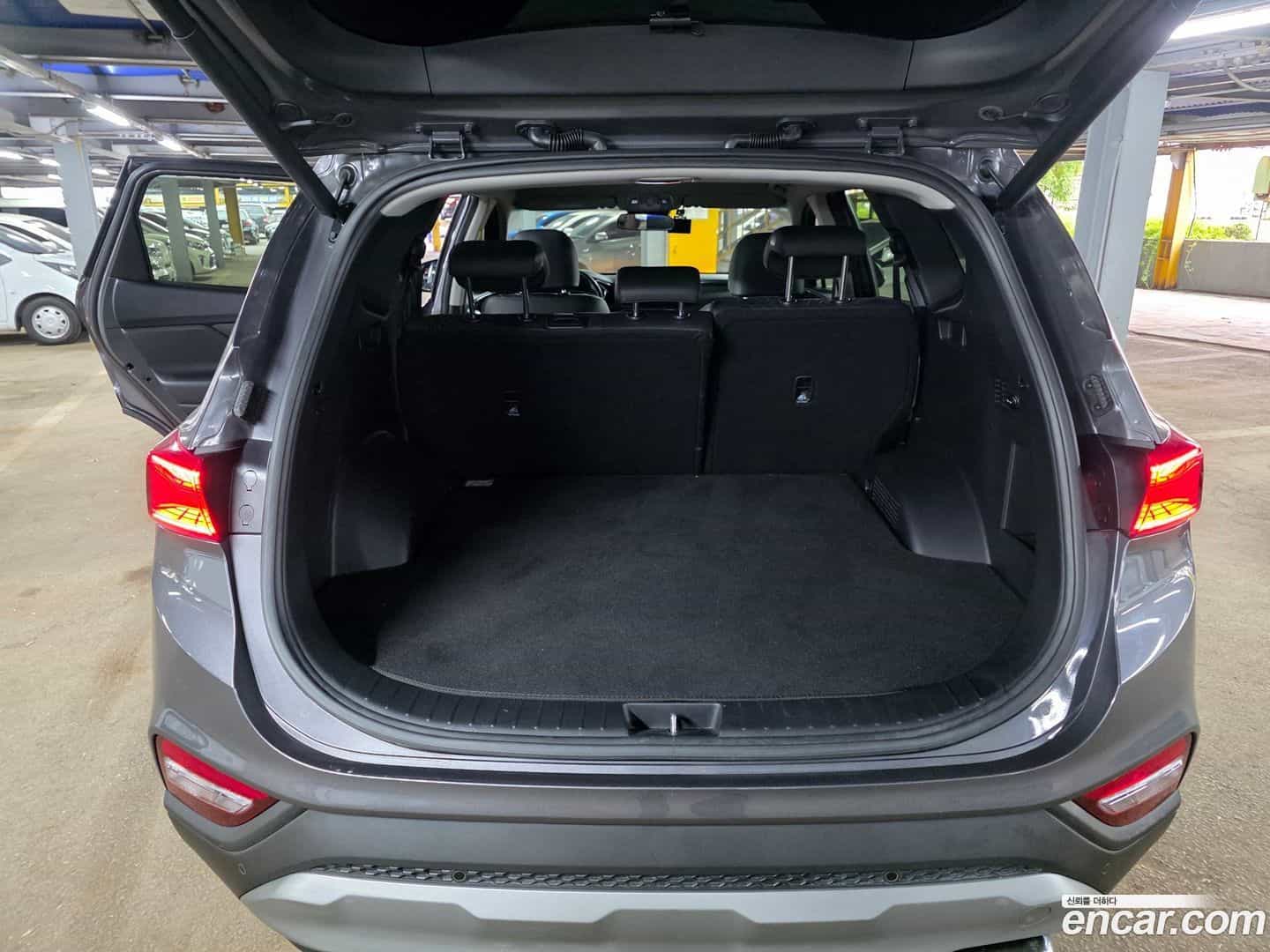 Santafe Hyundai 2018.8-OPTION-018