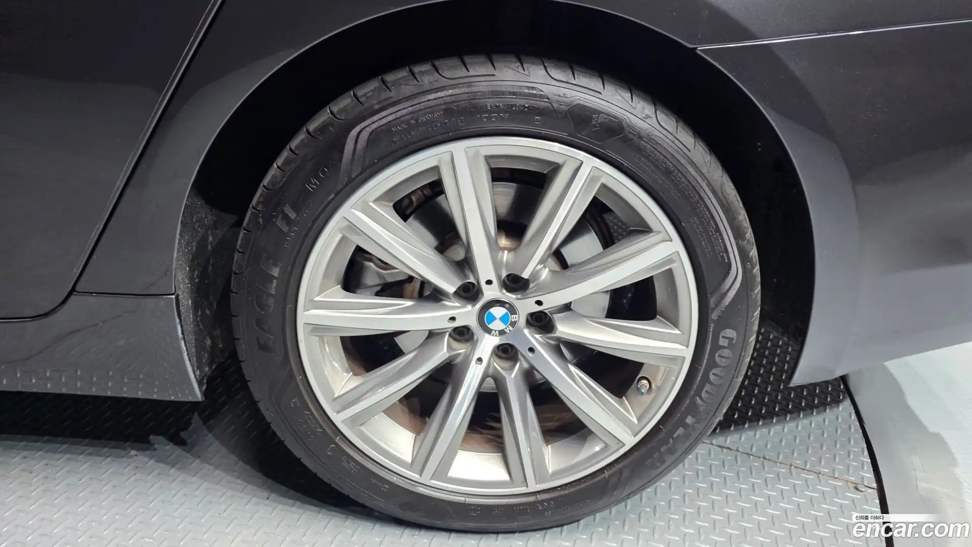 5-Series BMW 2020.1-OUTER-031