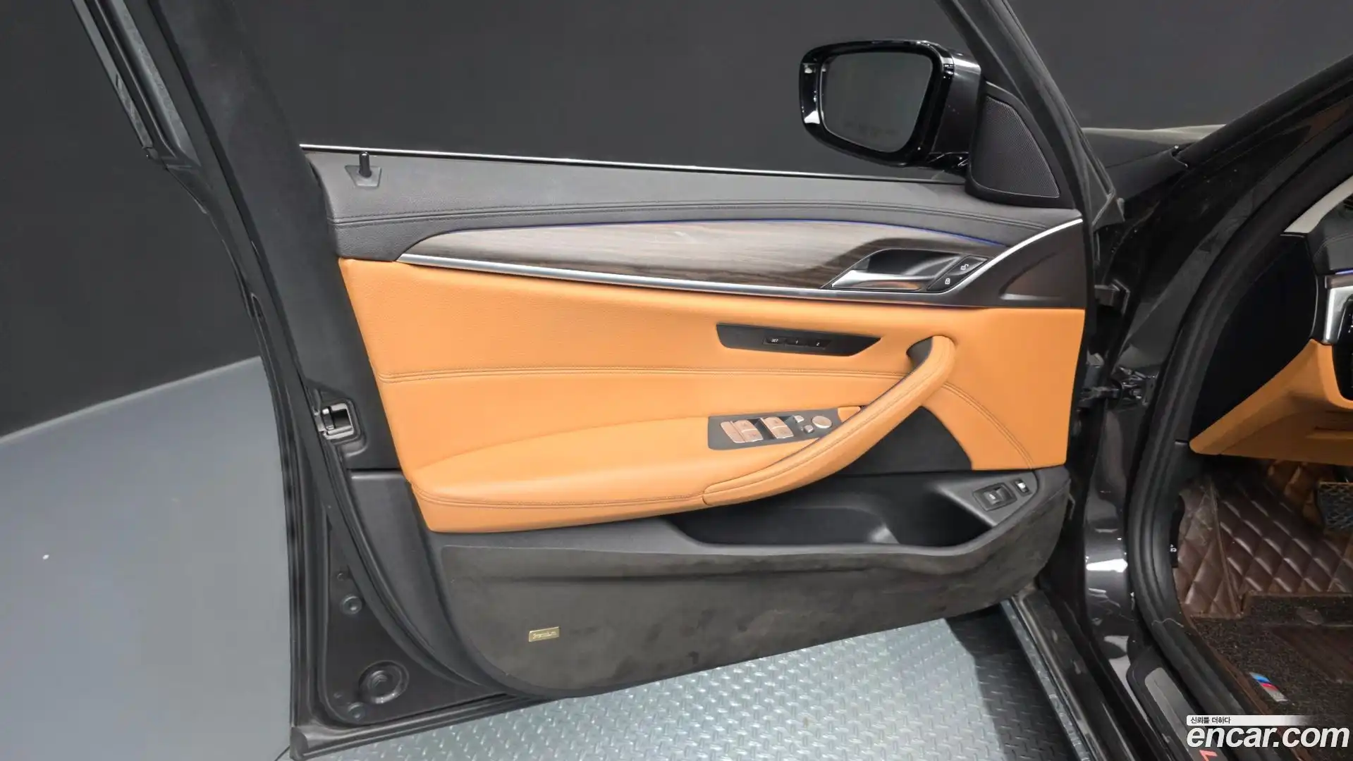 5-Series BMW 2020.1-INNER-034