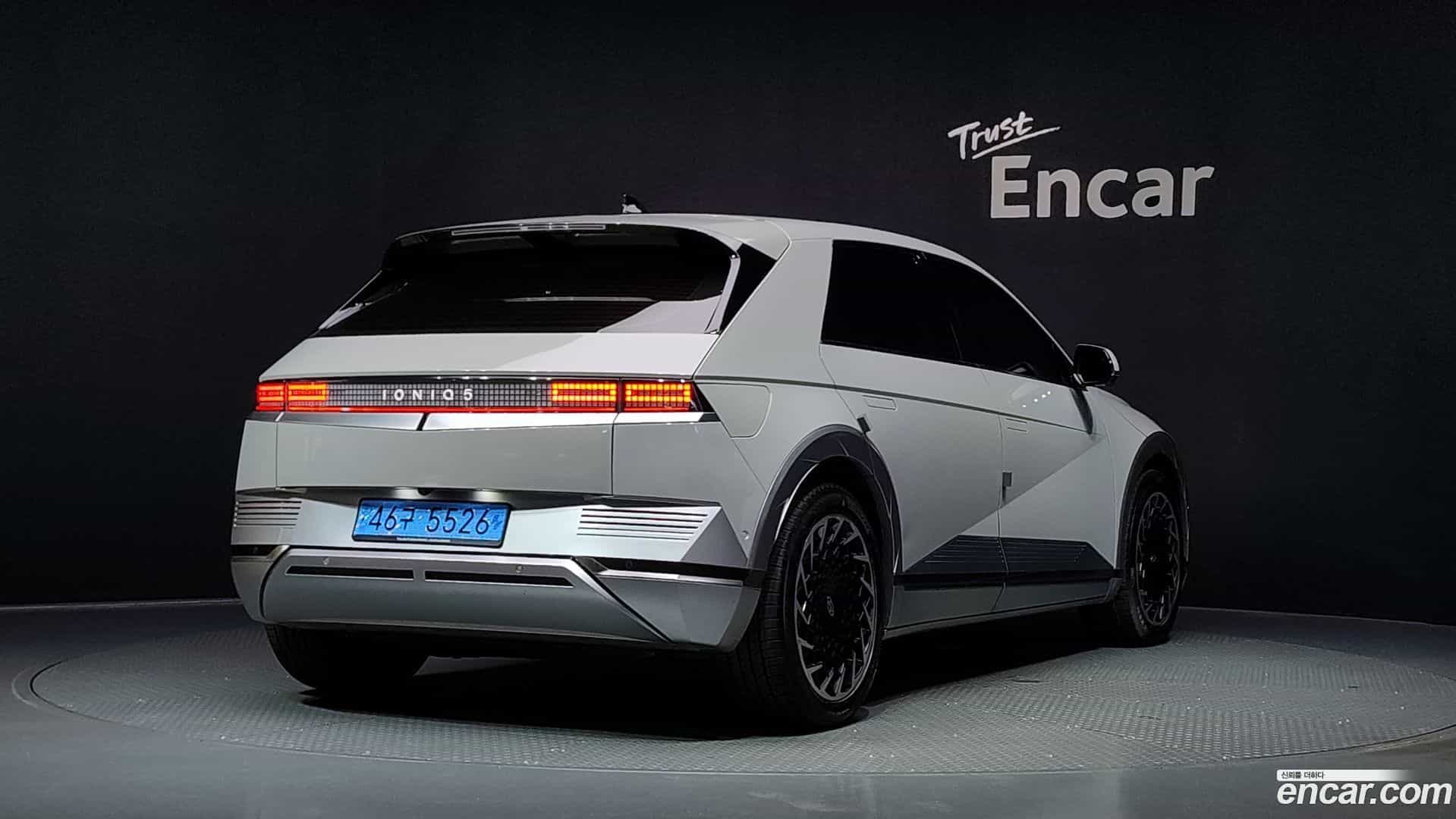 Ioniq5 Hyundai 2022.4-OUTER-002