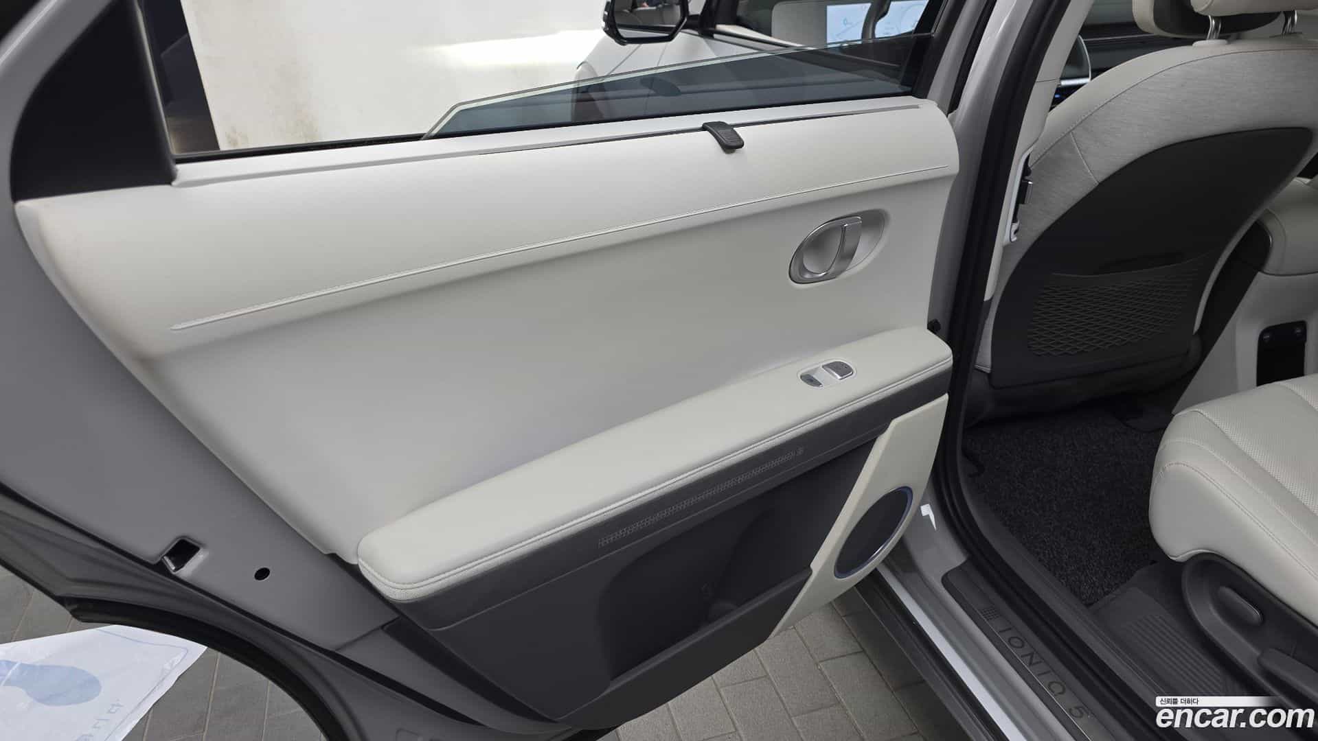 Ioniq5 Hyundai 2022.4-INNER-035