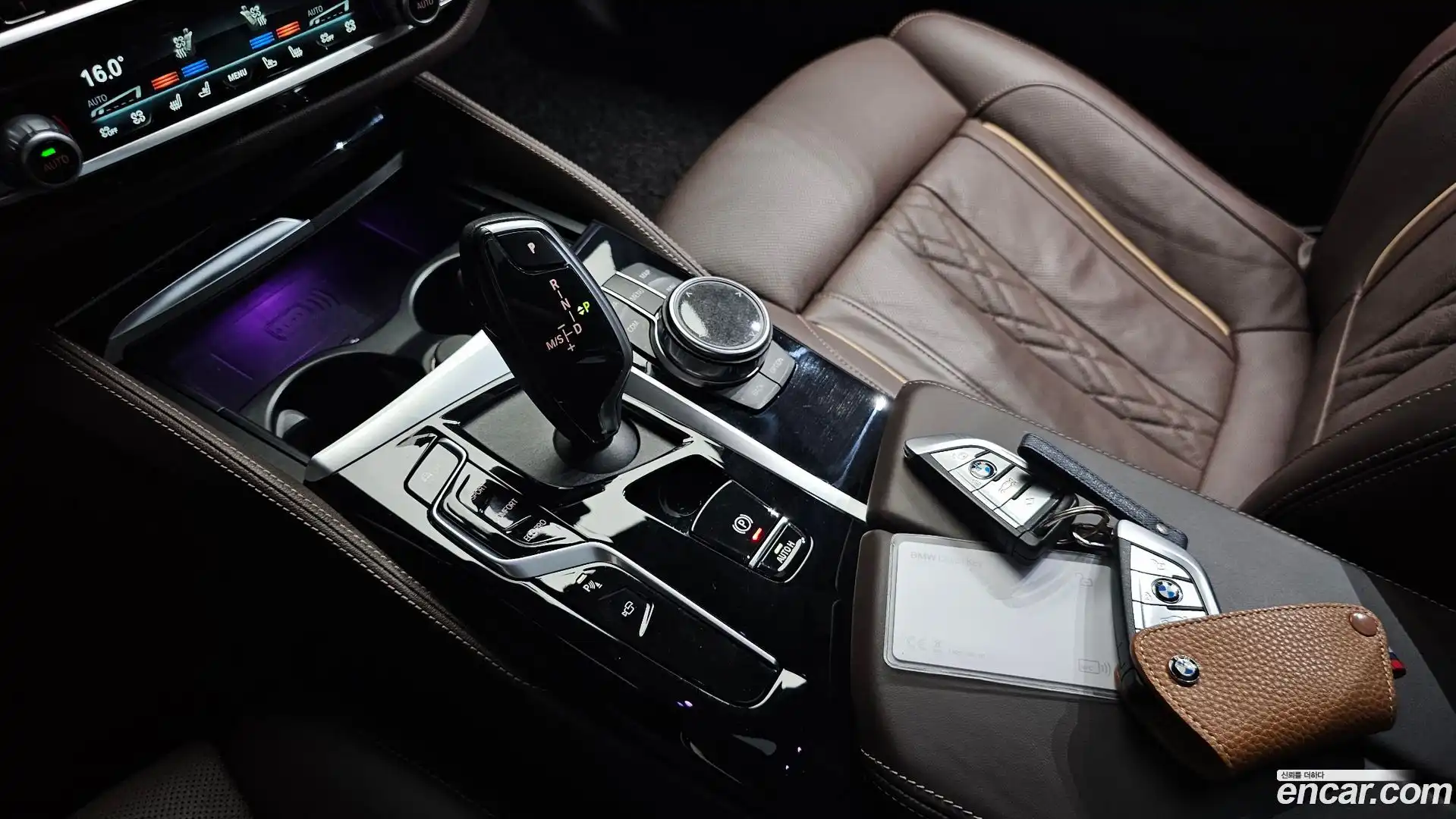 5-Series BMW 2023.4-INNER-009