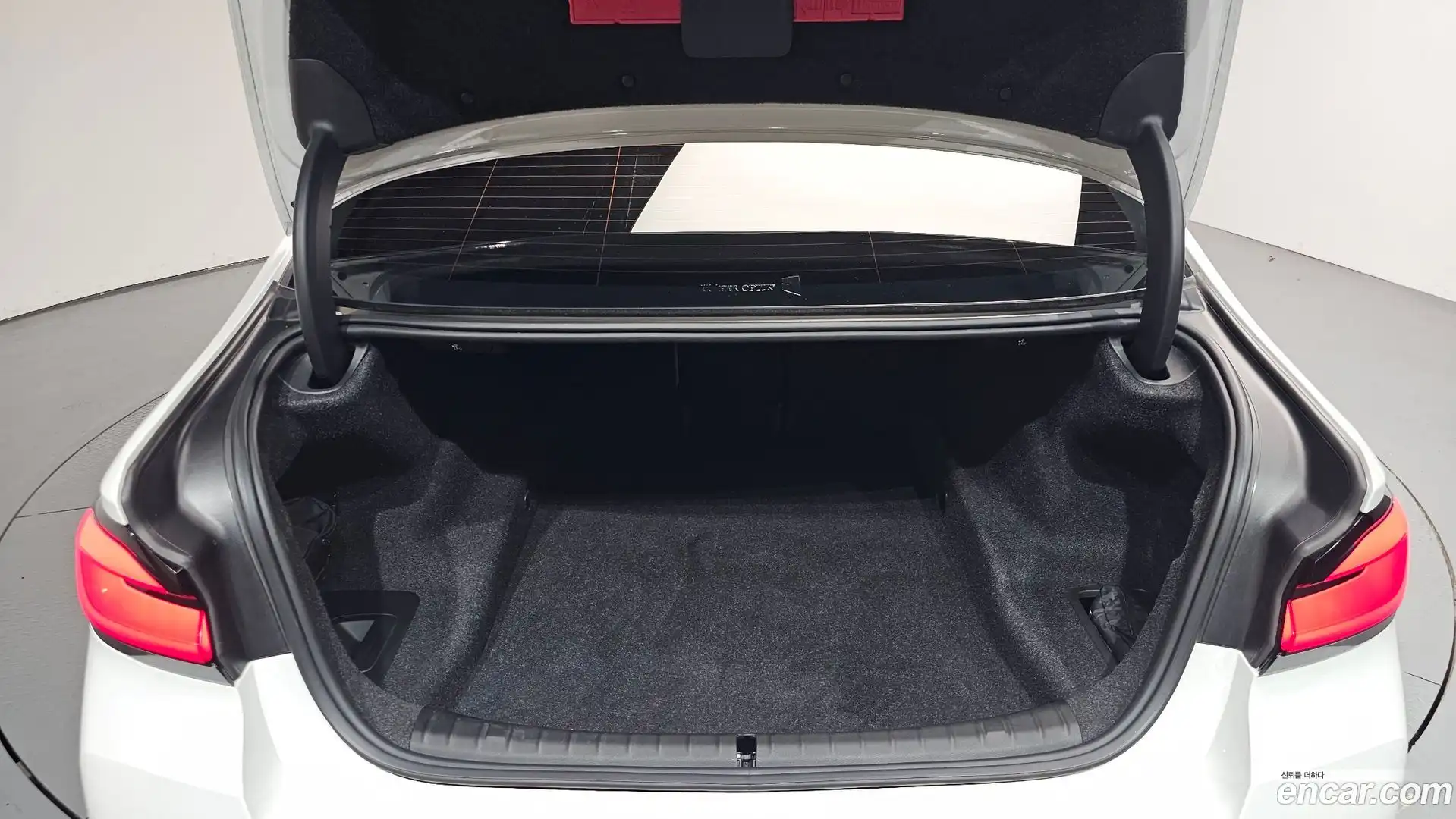 5-Series BMW 2023.4-OPTION-024