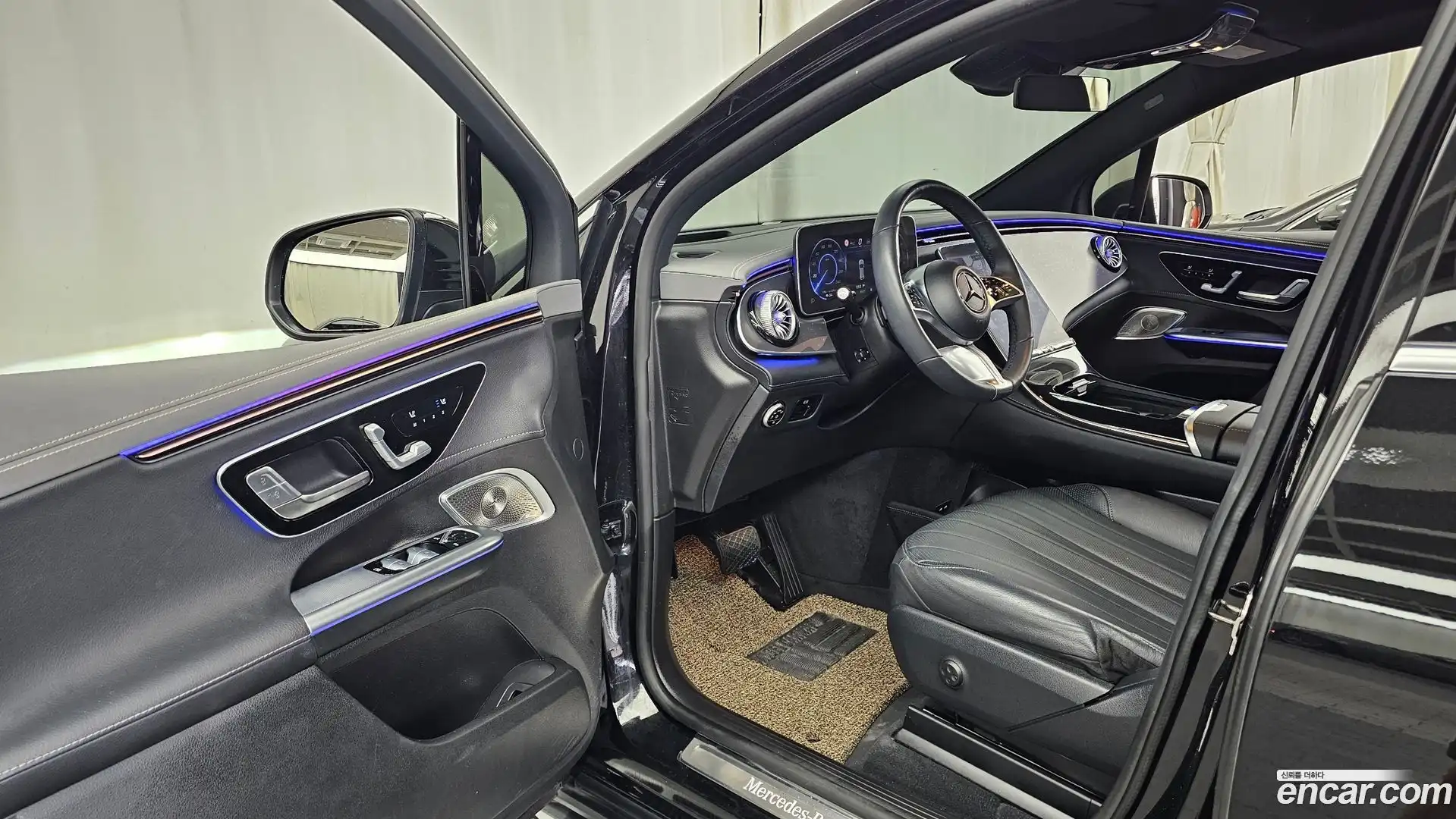EQE Mercedes-Benz 2023.11-INNER-010
