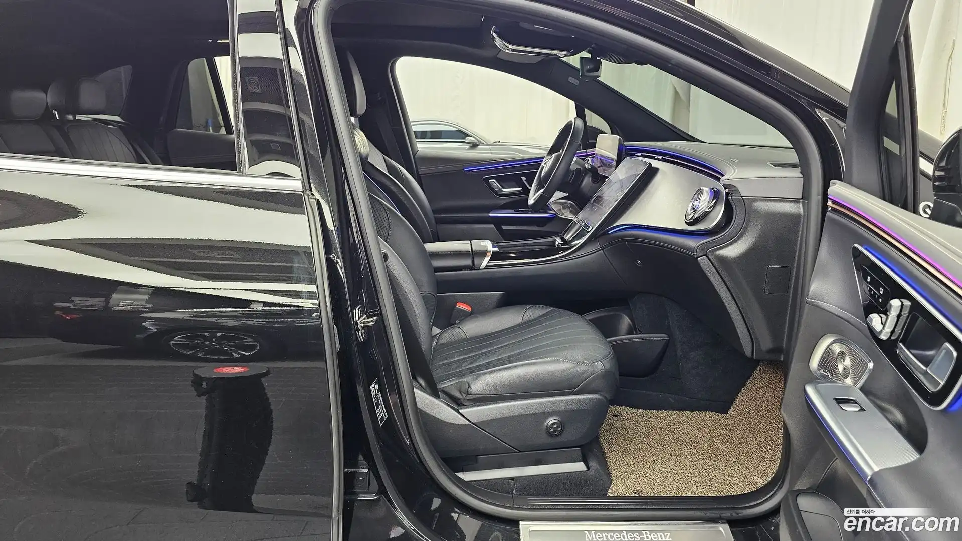 EQE Mercedes-Benz 2023.11-OPTION-015