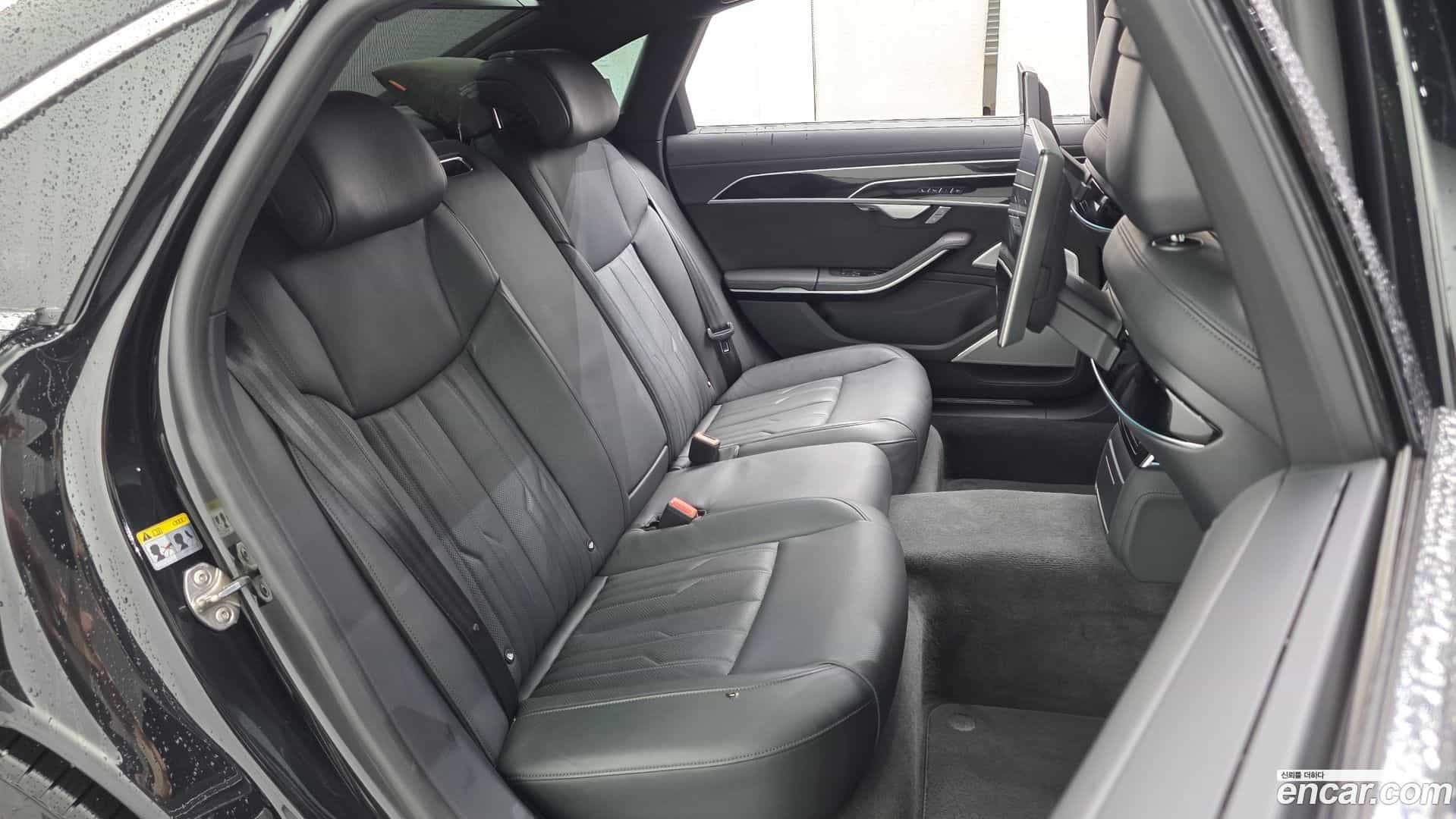 A8 Audi 2021.11-OPTION-015