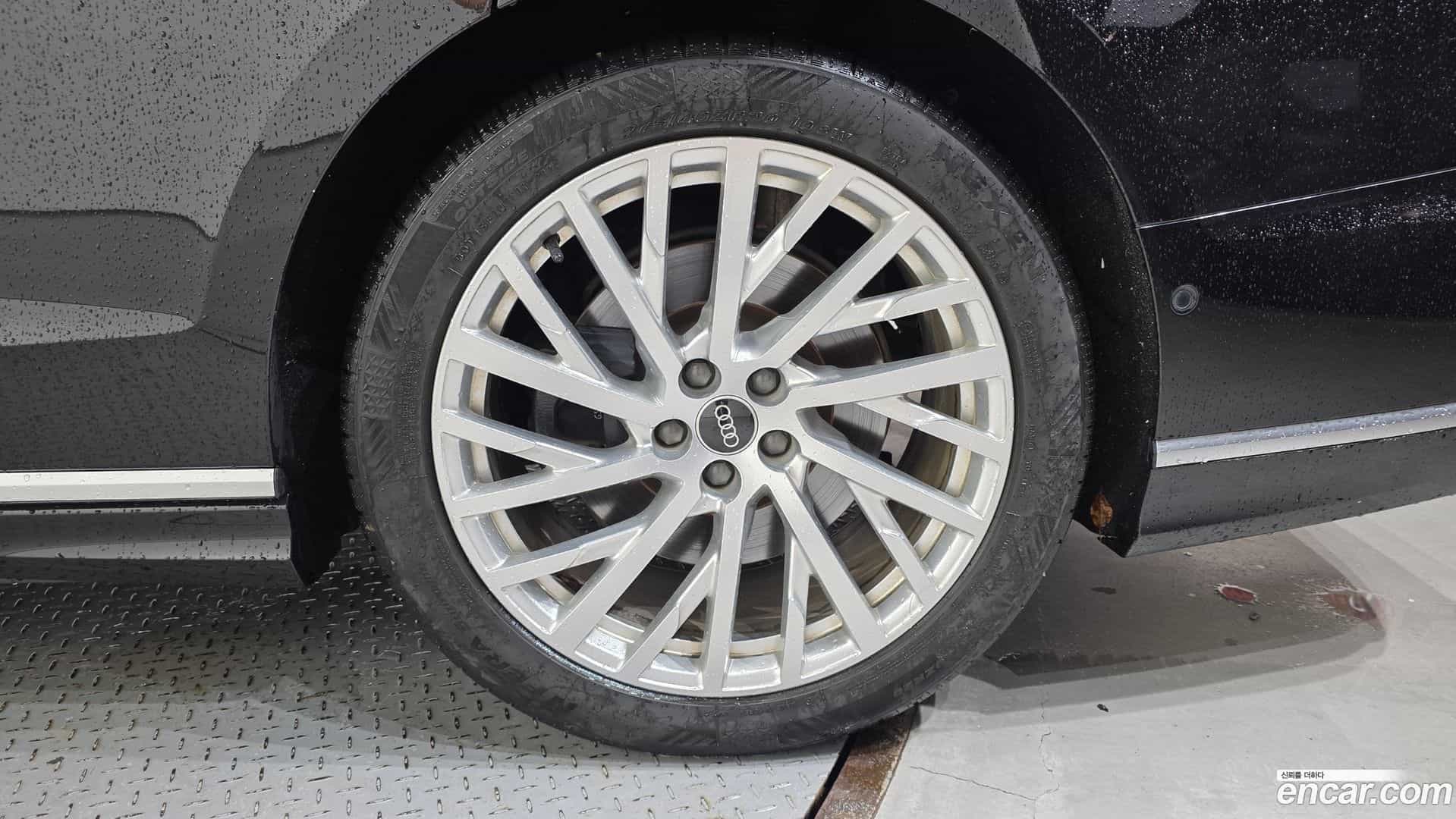 A8 Audi 2021.11-OUTER-031