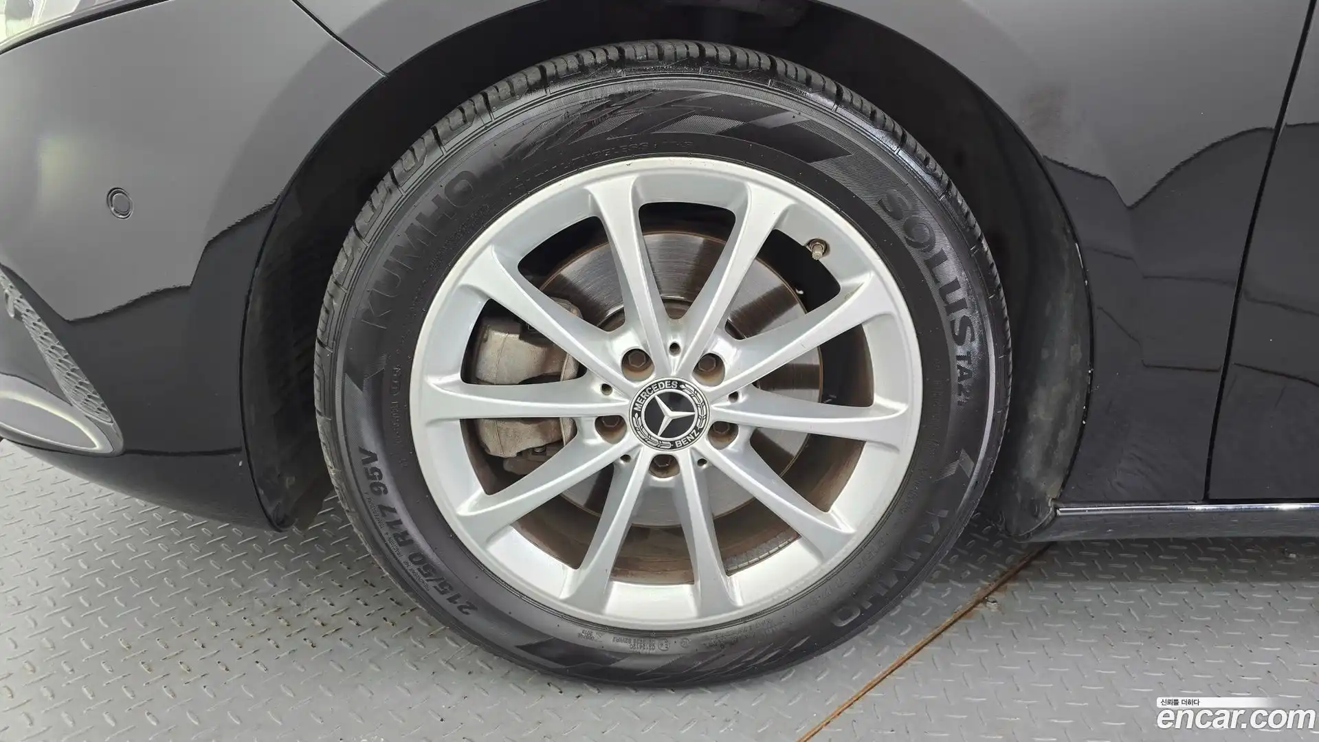 A-Class Mercedes-Benz 2020.2-OUTER-005