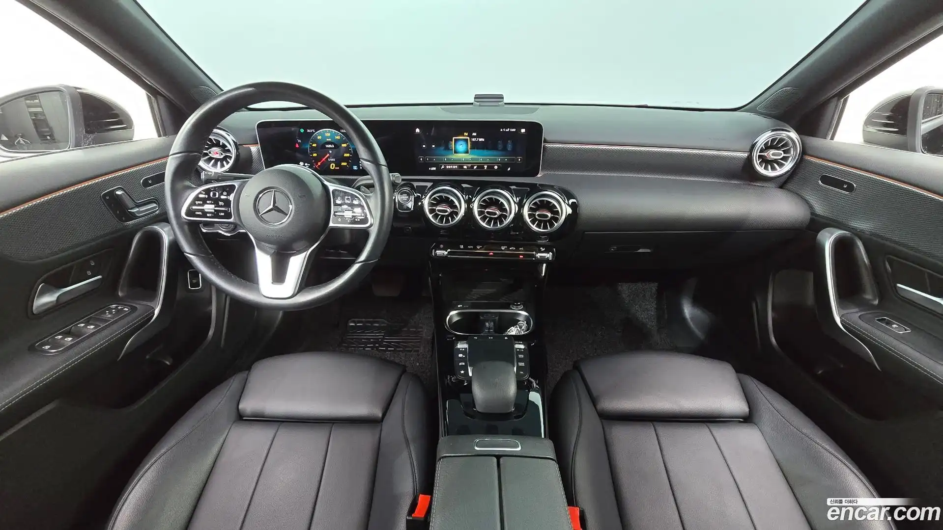 A-Class Mercedes-Benz 2020.2-INNER-007