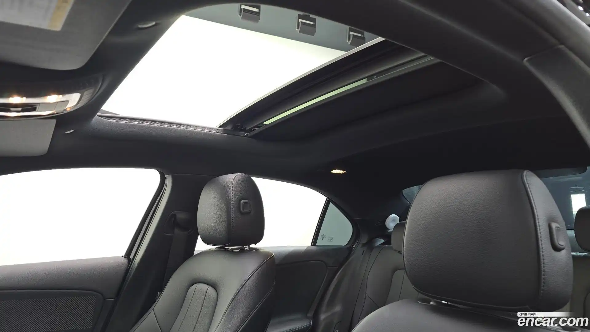 A-Class Mercedes-Benz 2020.2-OPTION-021