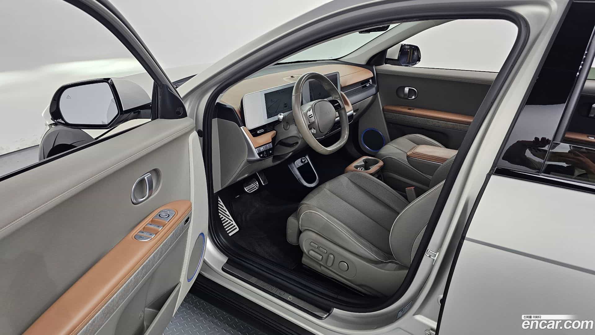 Ioniq5 Hyundai 2021.5-INNER-010