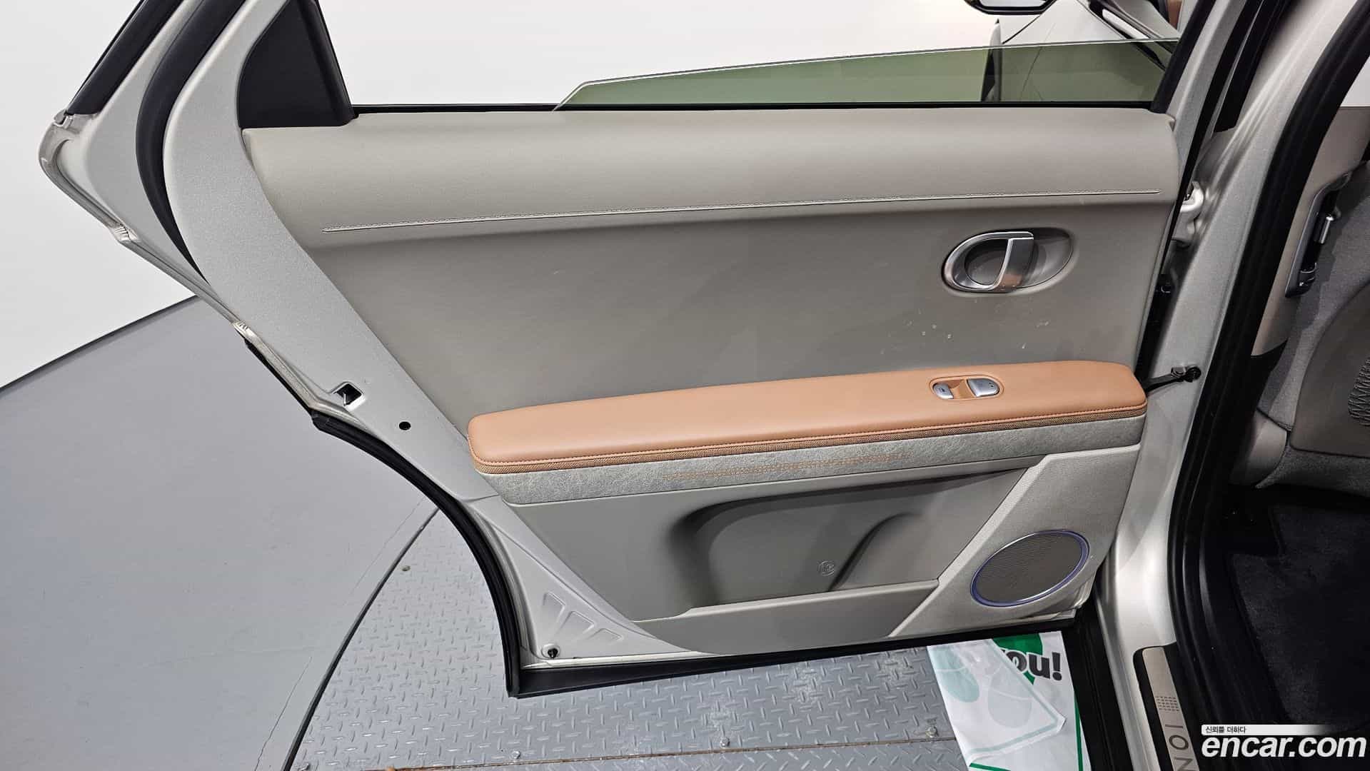 Ioniq5 Hyundai 2021.5-INNER-035