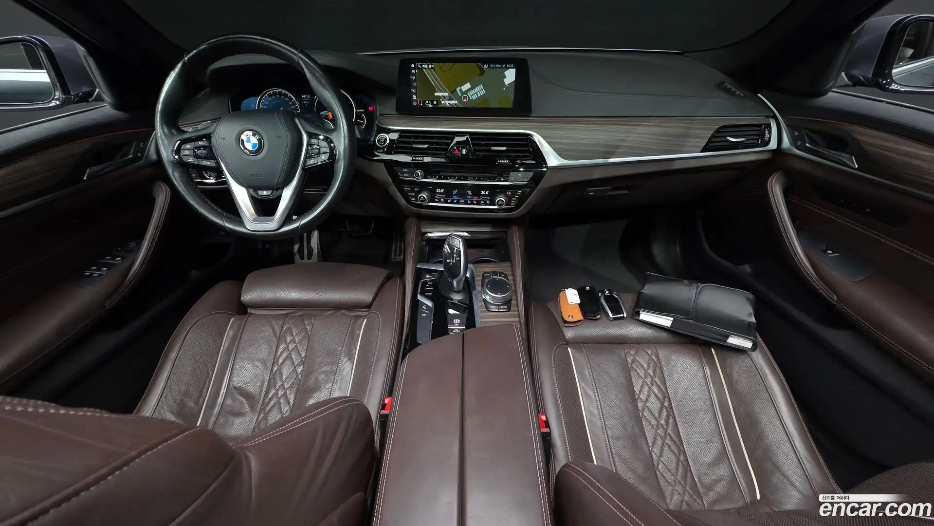 5-Series BMW 2017.10-INNER-007