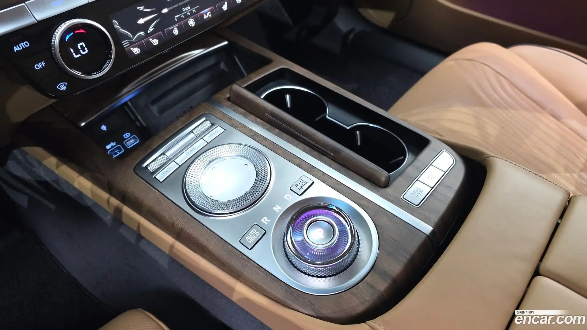 G80 Genesis 2022.1-INNER-009