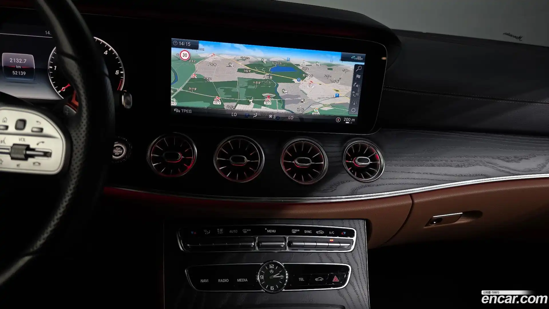 E-Class Mercedes-Benz 2020.5-OPTION-018