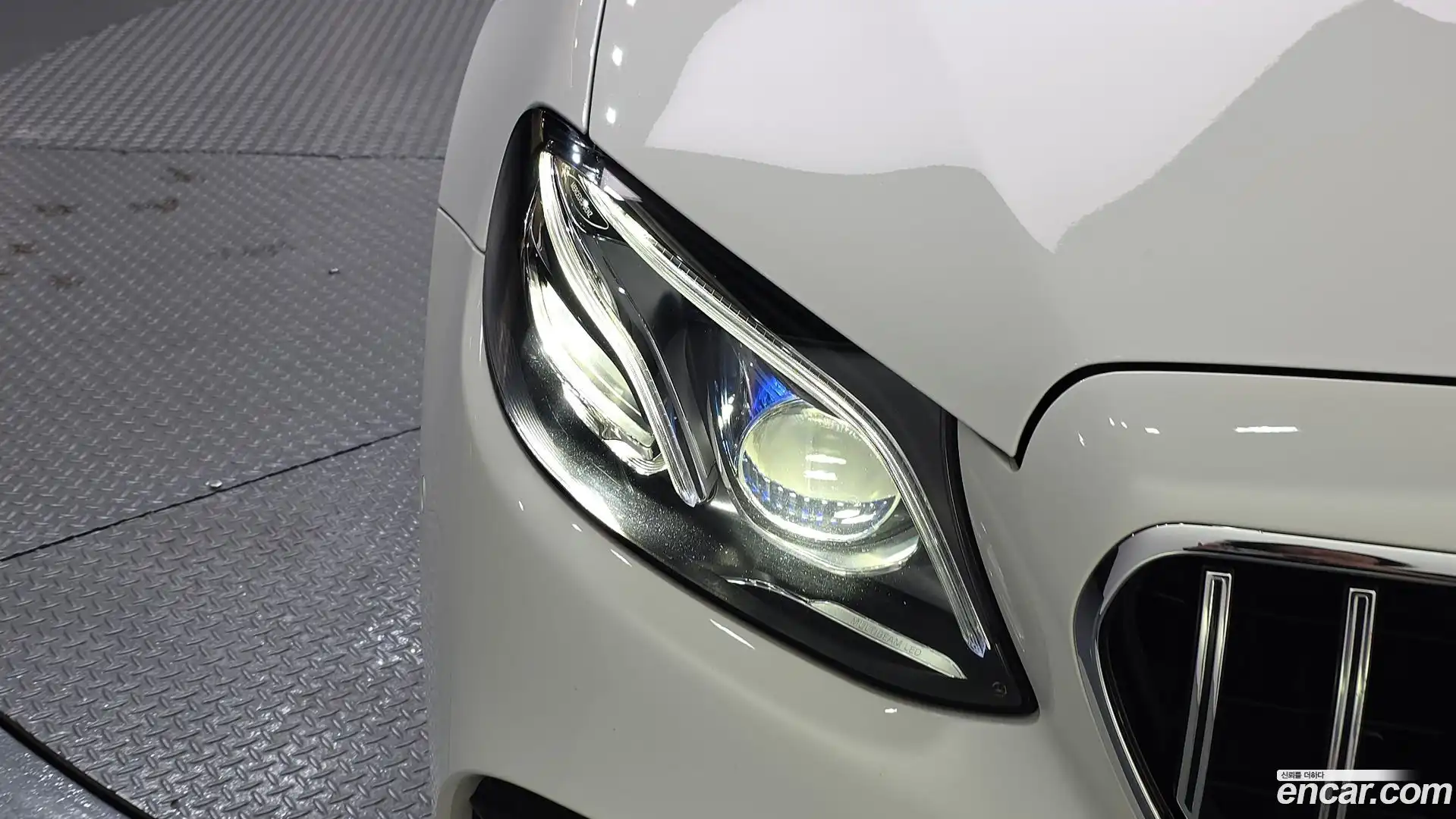 E-Class Mercedes-Benz 2020.5-OUTER-032