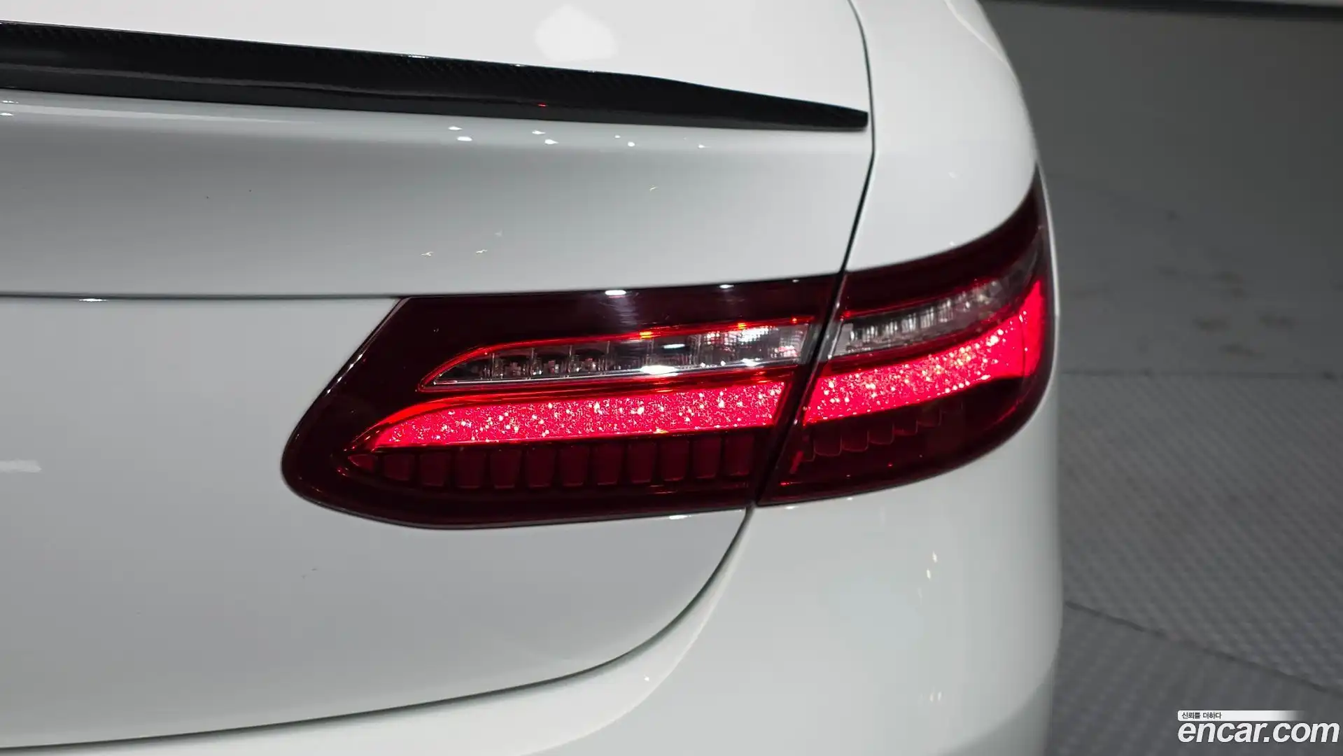 E-Class Mercedes-Benz 2020.5-OUTER-033