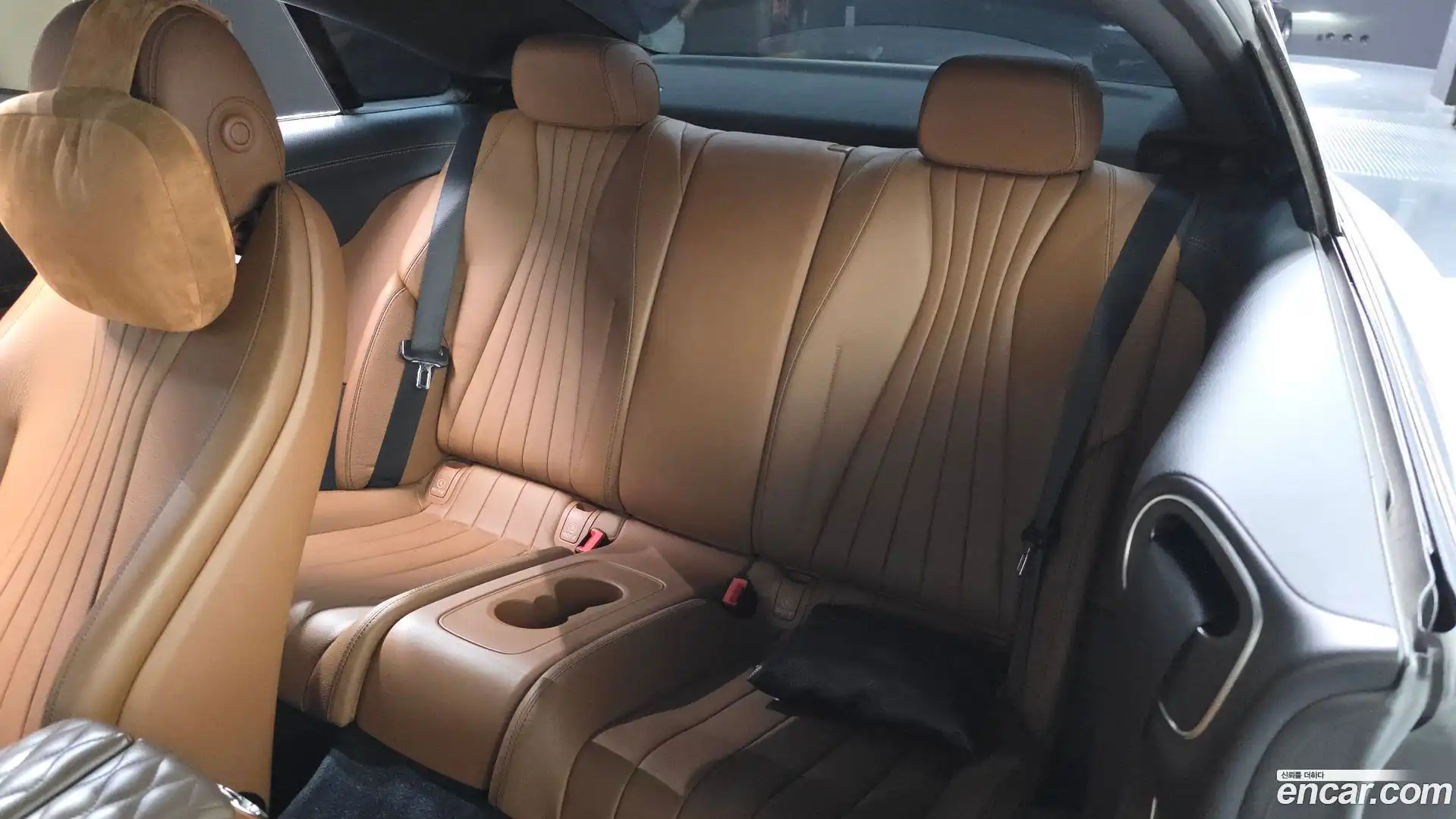 E-Class Mercedes-Benz 2020.5-INNER-036