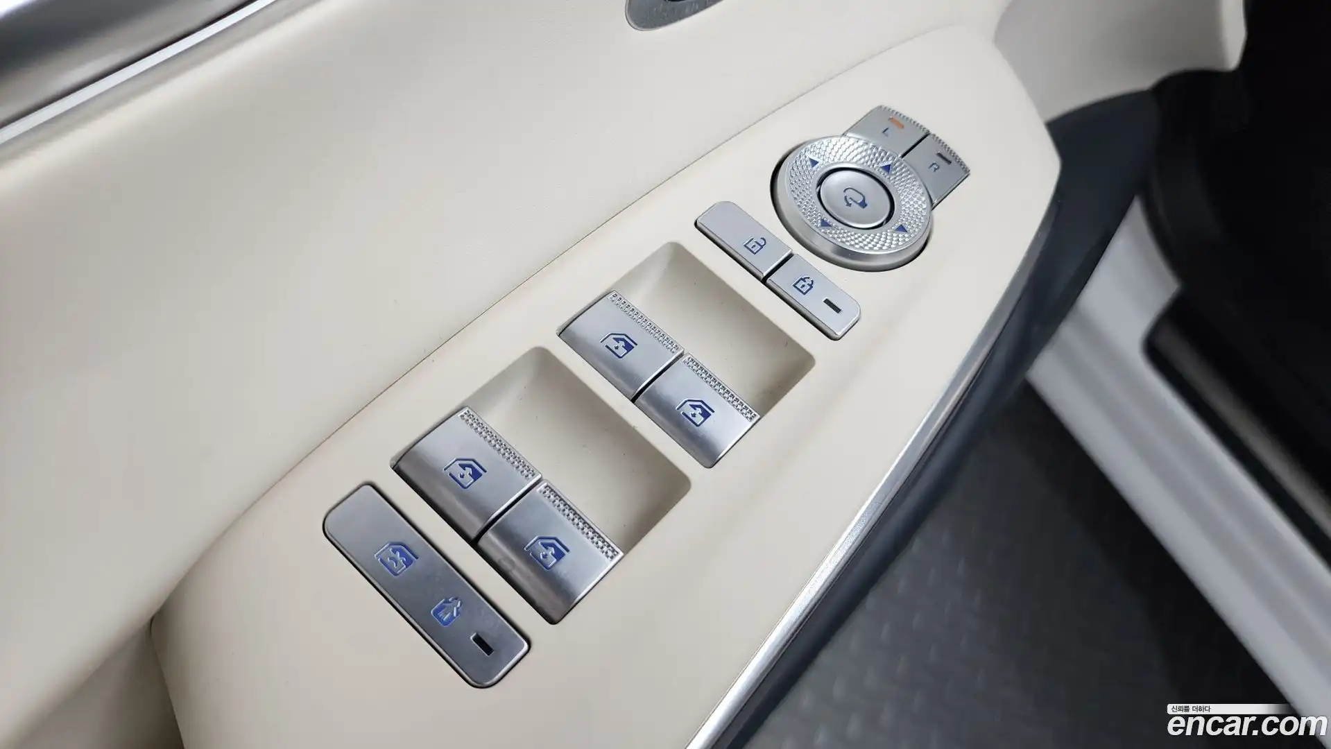 GV70 Genesis 2022.6-OPTION-041