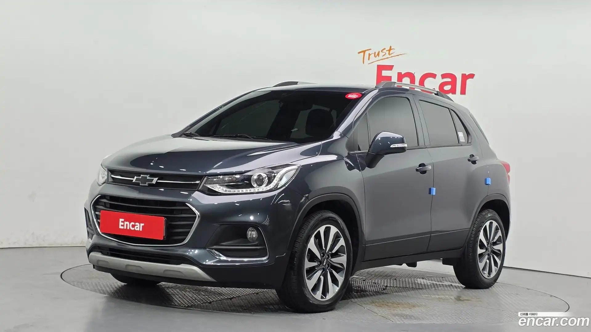 Trax Chevrolet 2022.0-OUTER-001