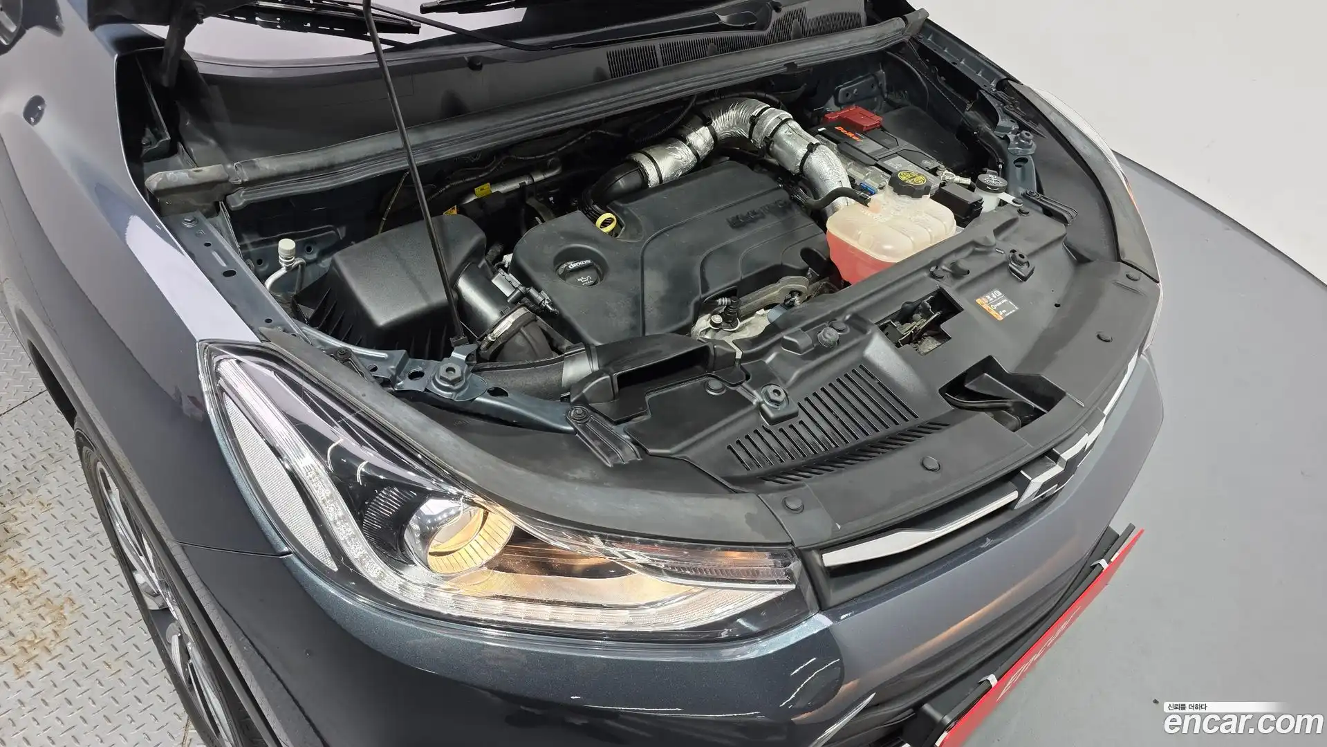 Trax Chevrolet 2022.0-OUTER-006