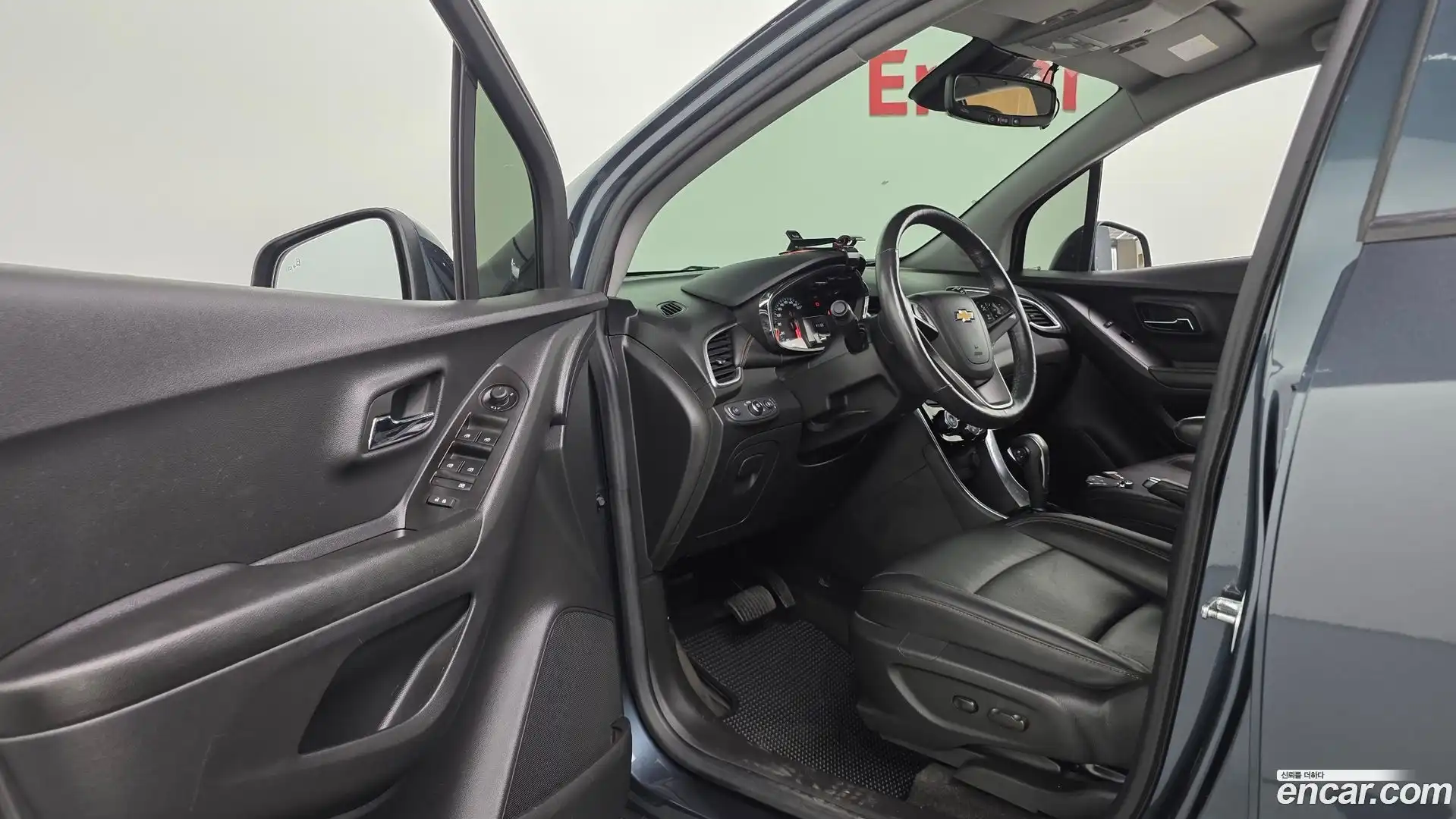 Trax Chevrolet 2022.0-INNER-036
