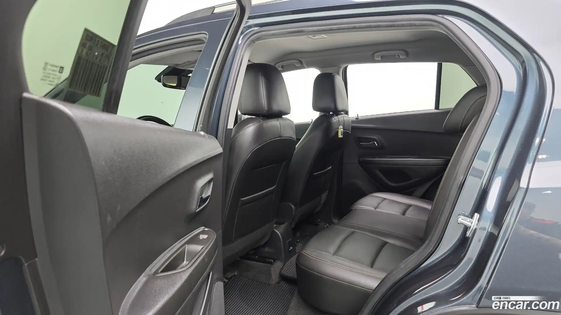 Trax Chevrolet 2022.0-OPTION-041