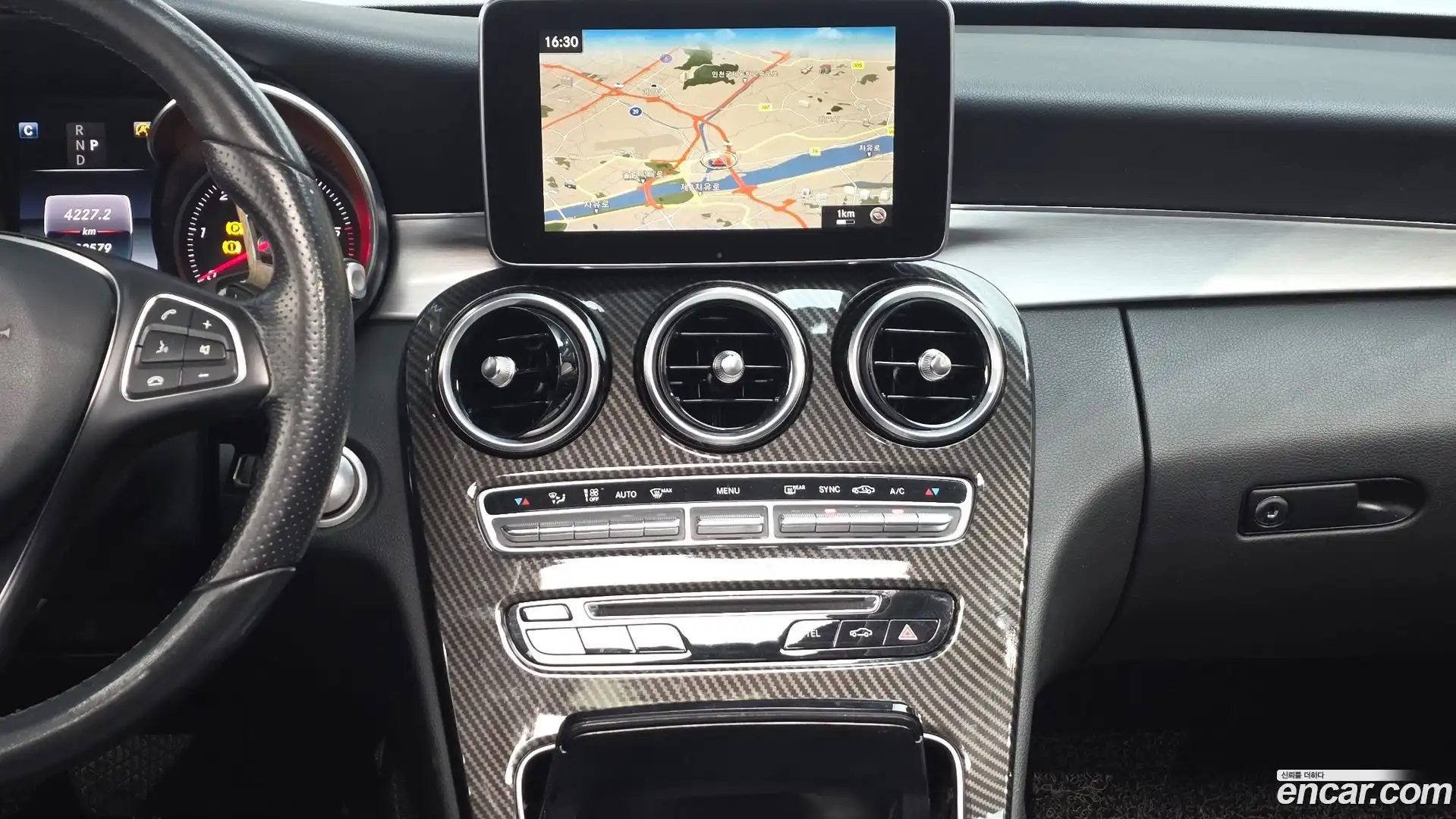 C-Class Mercedes-Benz 2017.6-OPTION-017