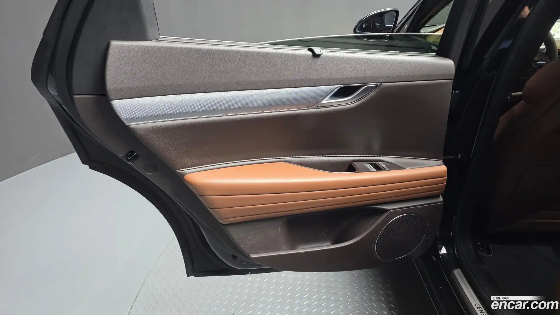 G80 Genesis 2022.5-INNER-035