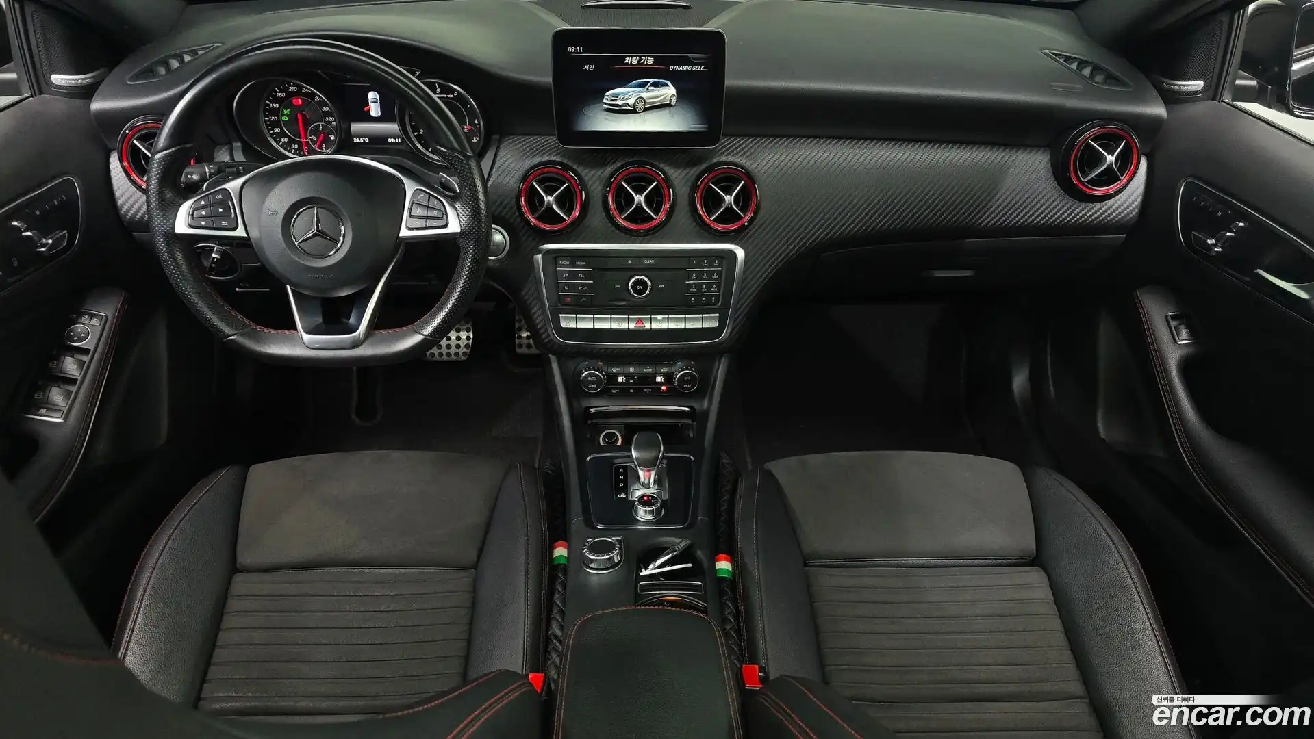 A-Class Mercedes-Benz 2018.2-INNER-007